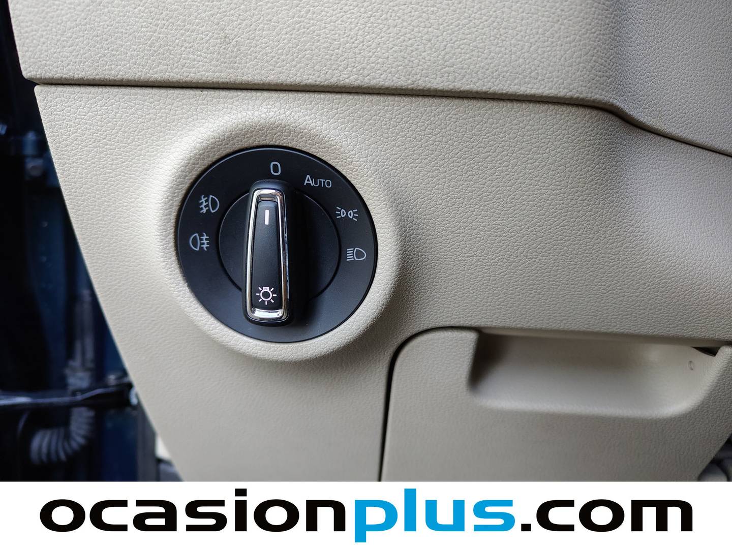 Foto Skoda Karoq Skoda Karoq 1.5 TSI ACT Style (150 CV)