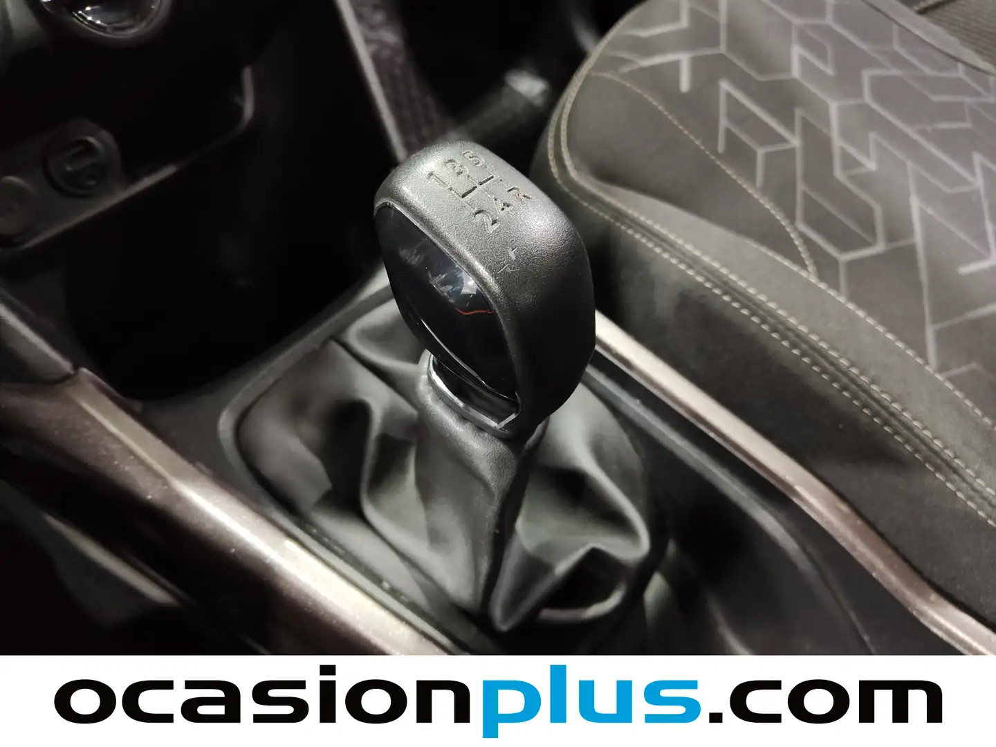 Foto Peugeot 2008 Peugeot 2008 VTI 82 Active  (82 CV)