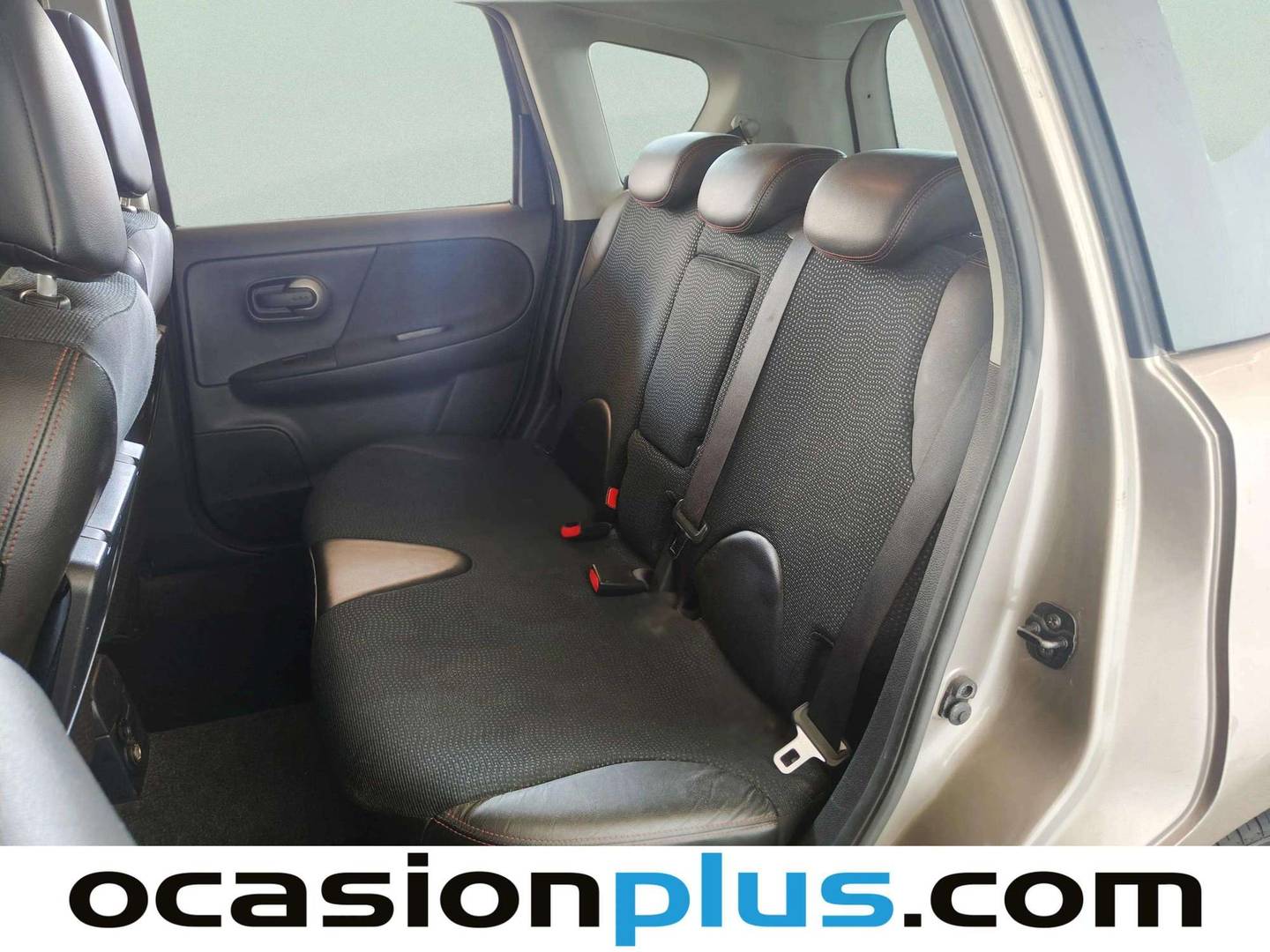 Foto asientos traseros Nissan NOTE Nissan Note 1.6 Tekna (110 CV)