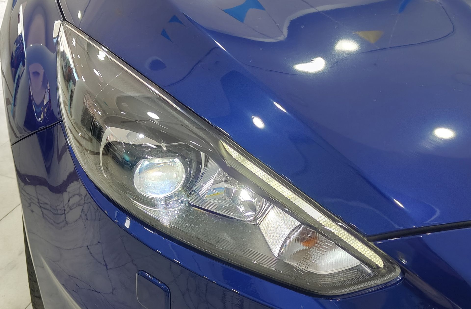 Ford Focus 2.0 EcoBoost ST - foto 14