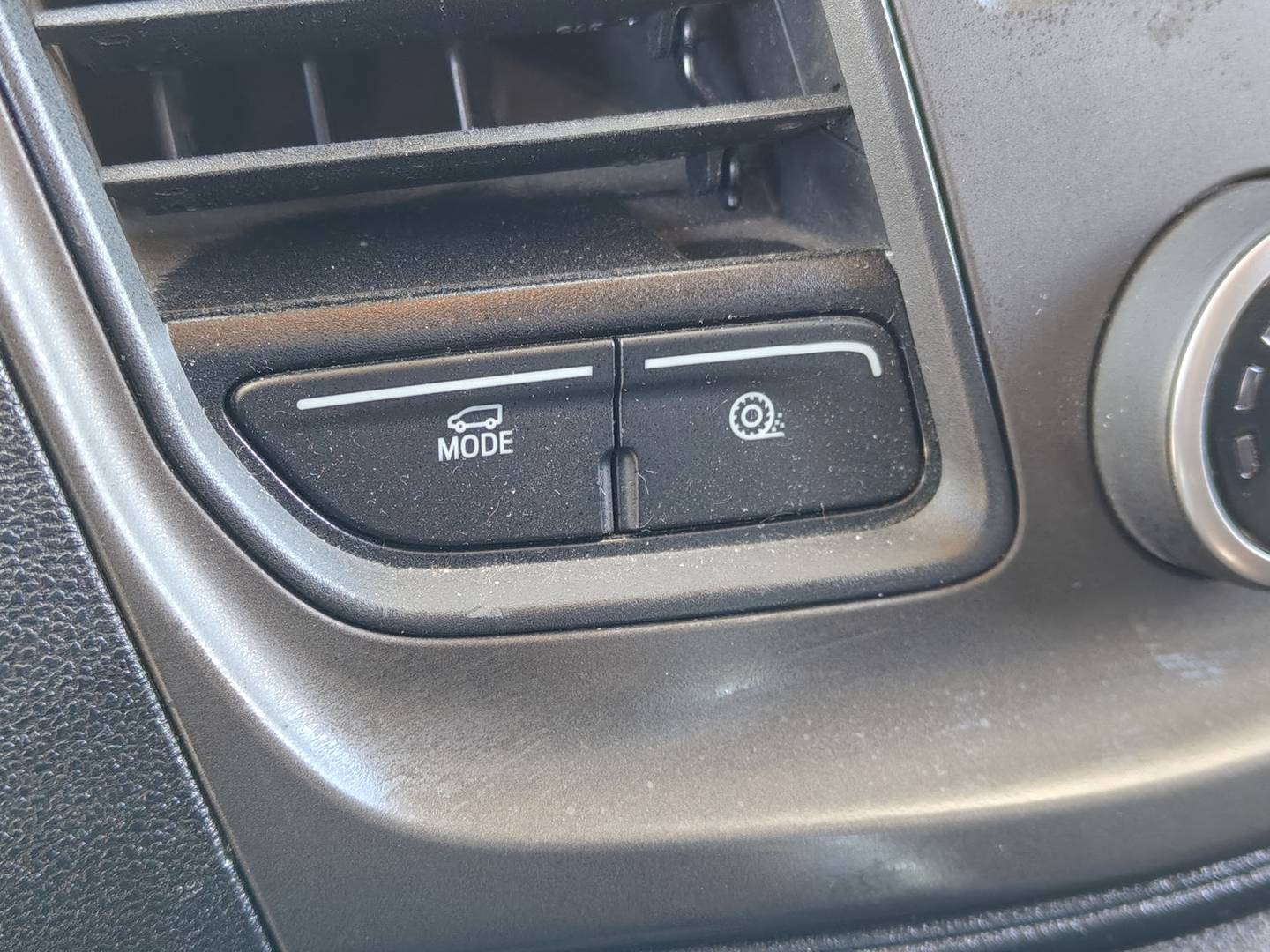 Foto Ford Tessoro Ford Tessoro 463 UP (170 CV)