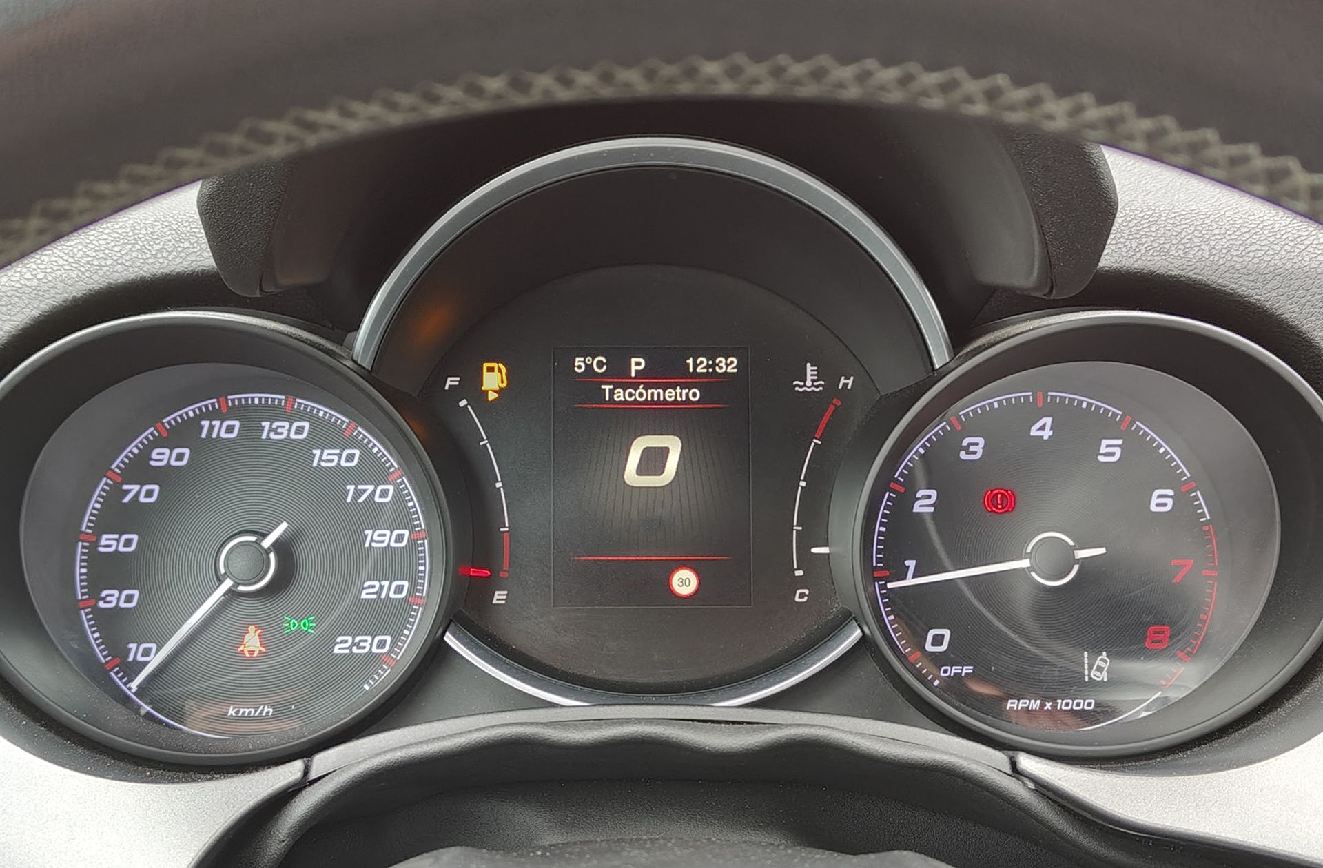 Fiat 500X 1.3 Firefly Sport 4x2 DCT - foto 24