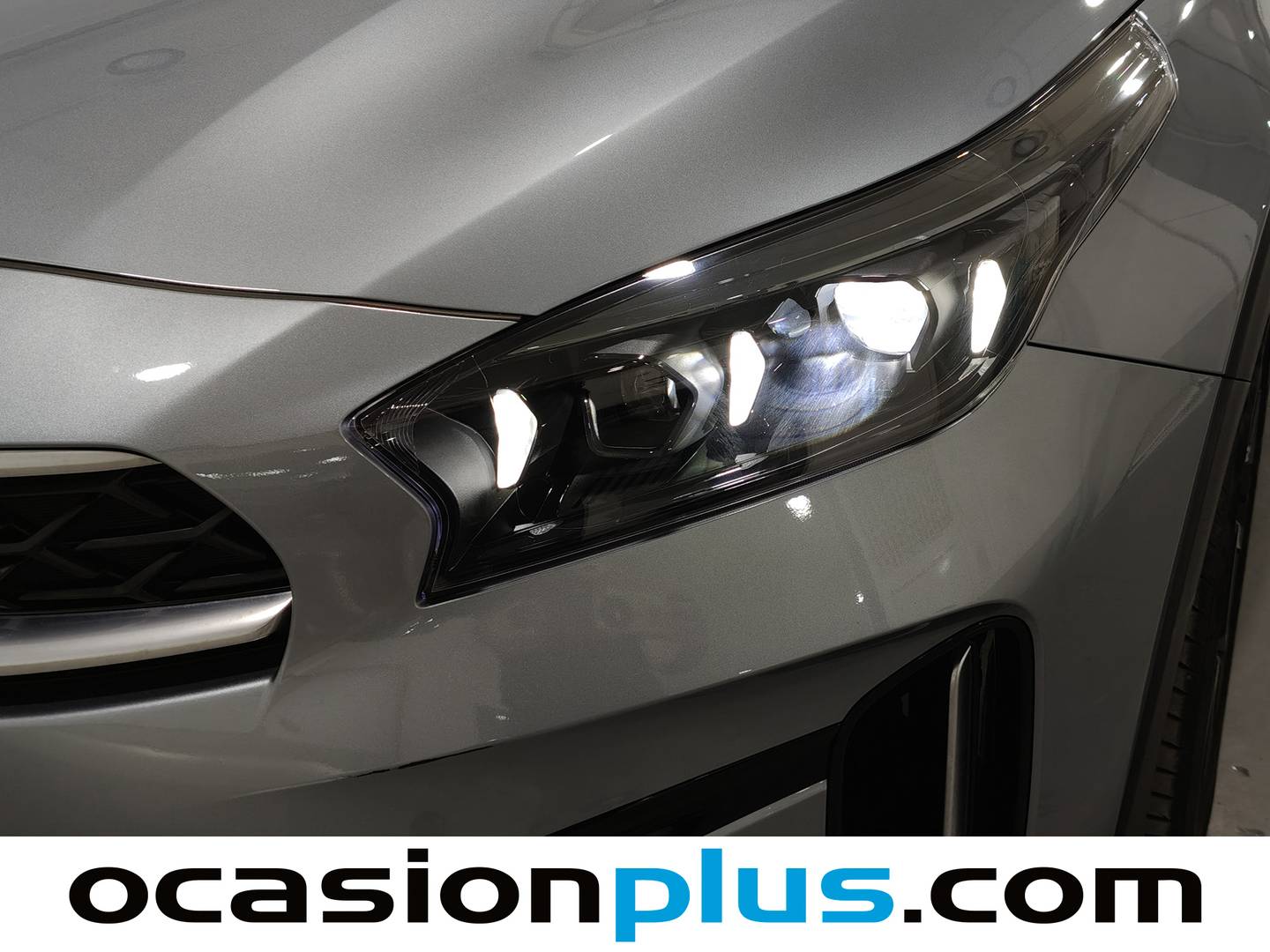 Acabados KIA XCeed KIA XCeed Kia XCeed 1.0 T-GDi Drive (100 CV)