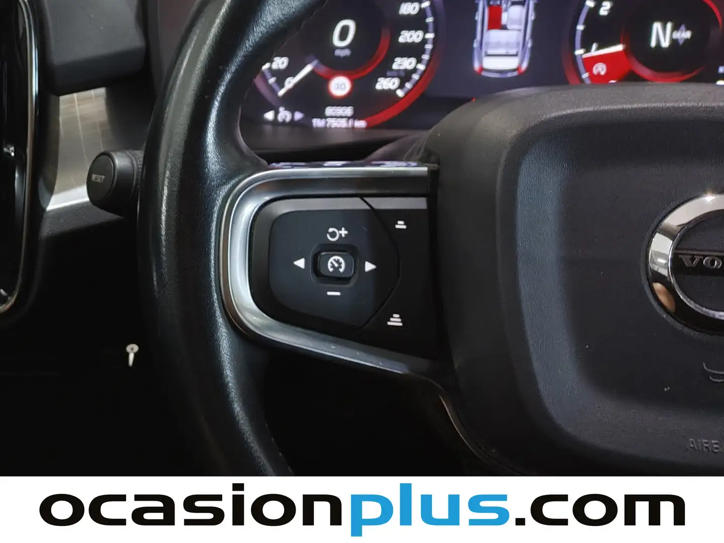 Foto Volvo XC40 Volvo XC40 T3 Momentum (163 CV)