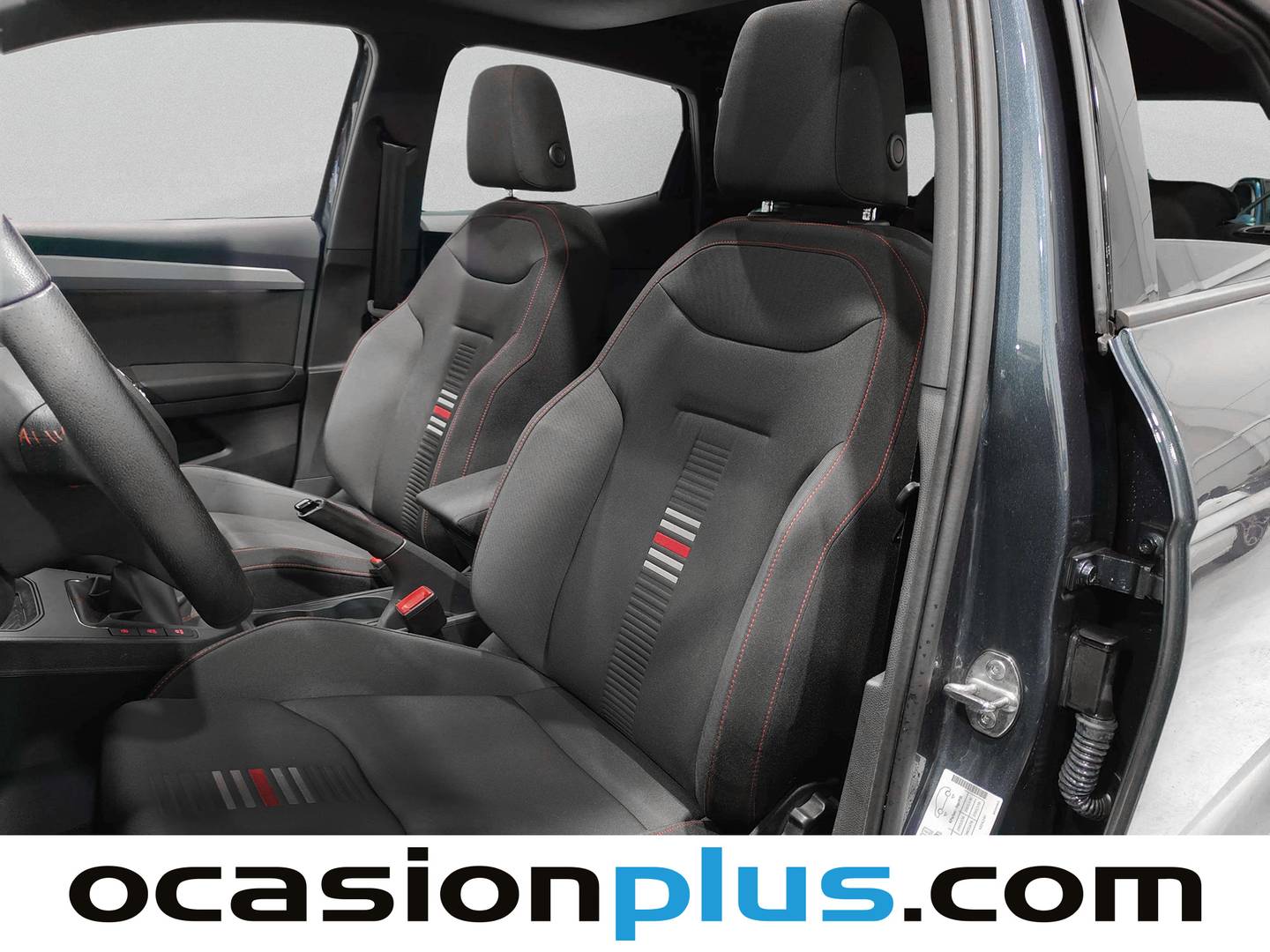 Foto asientos delanteros Seat Ibiza SEAT Ibiza 1.0 TSI FR  (110 CV)