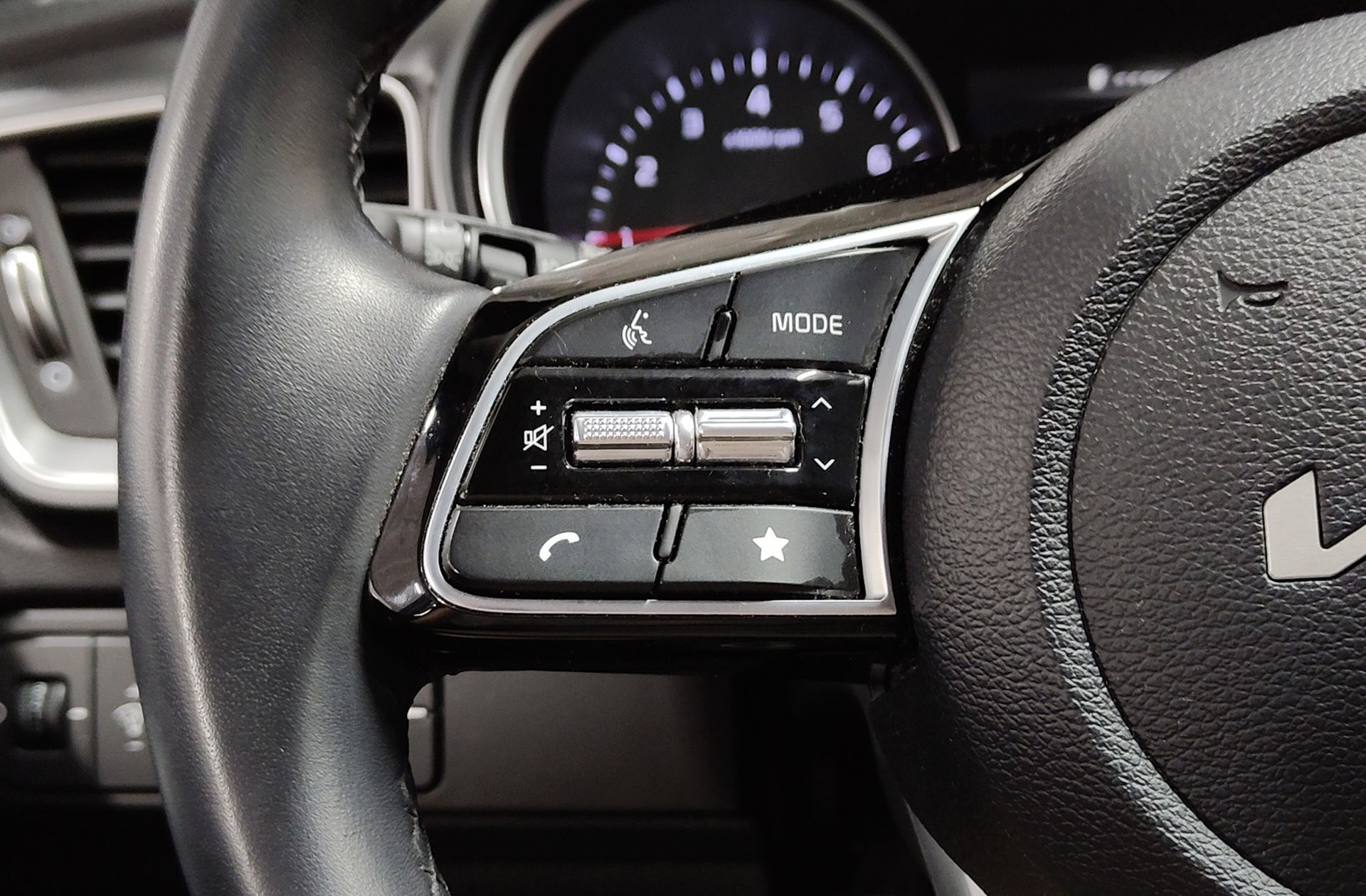 Kia Ceed 1.0 T-GDi Drive - foto 27