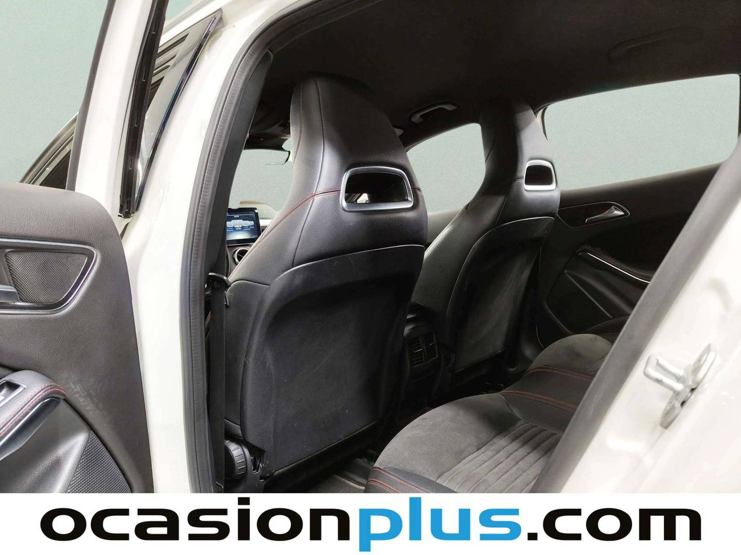 Foto Mercedes GLA Mercedes-Benz GLA GLA 200 Pack AMG (156 CV)