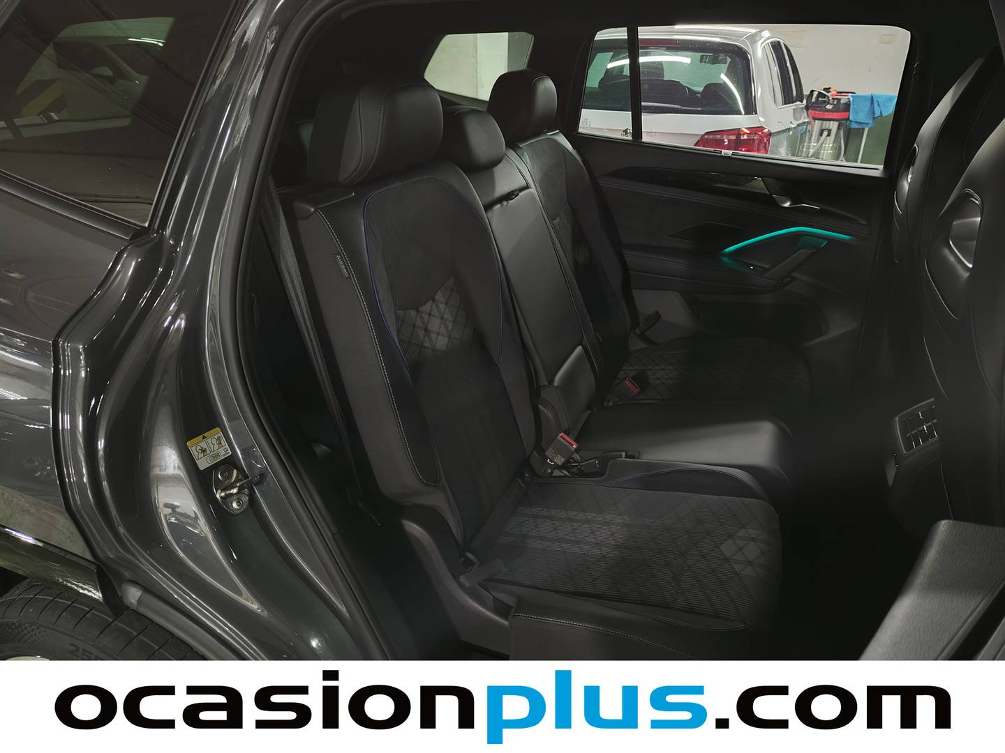 Foto asientos traseros Volkswagen Tayron Volkswagen Tayron R-Line 1.5 eTSI  (150 CV) DSG