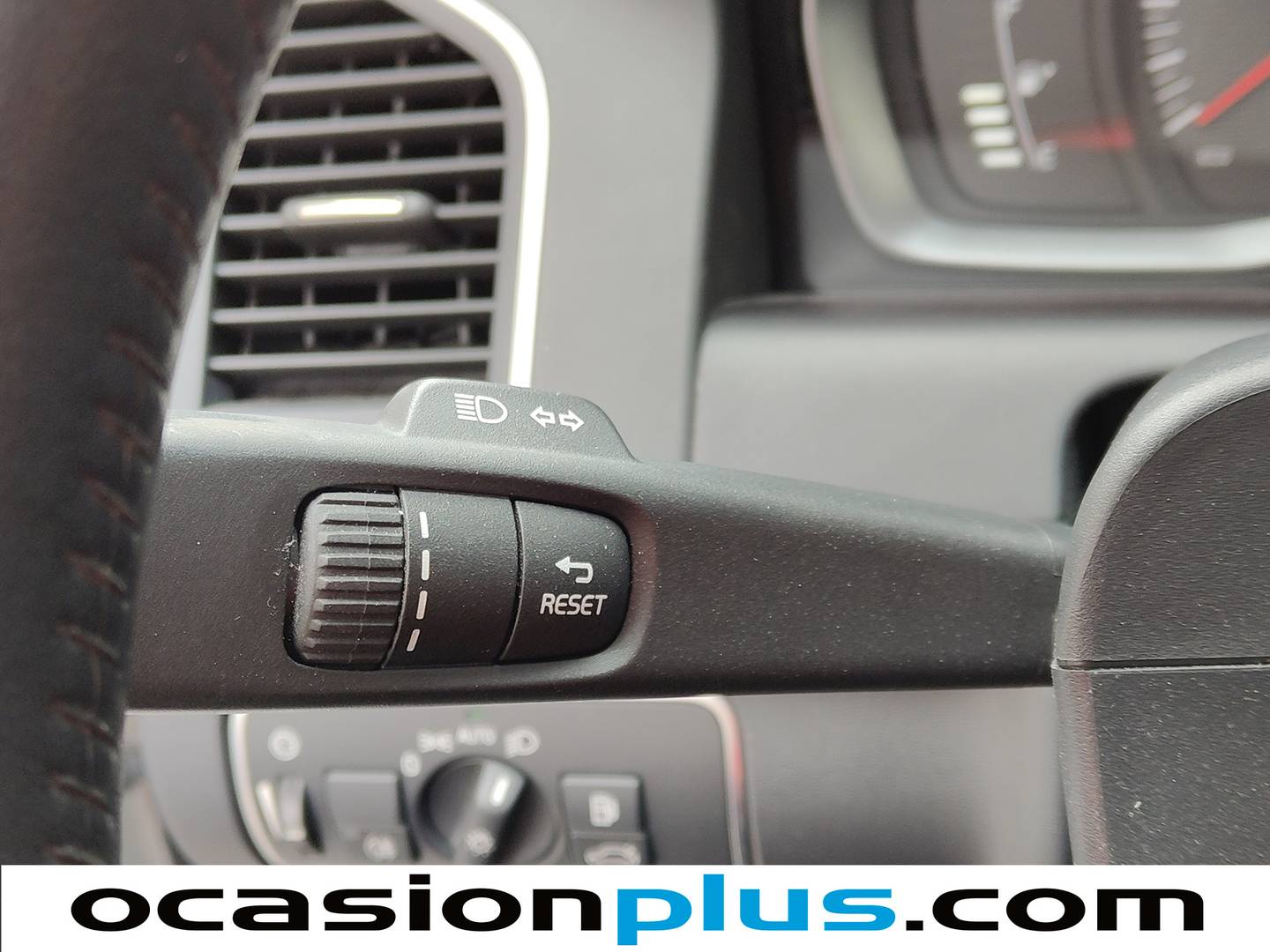 Foto Volvo XC60 Volvo XC60 D4 Momentum Auto (190 CV)