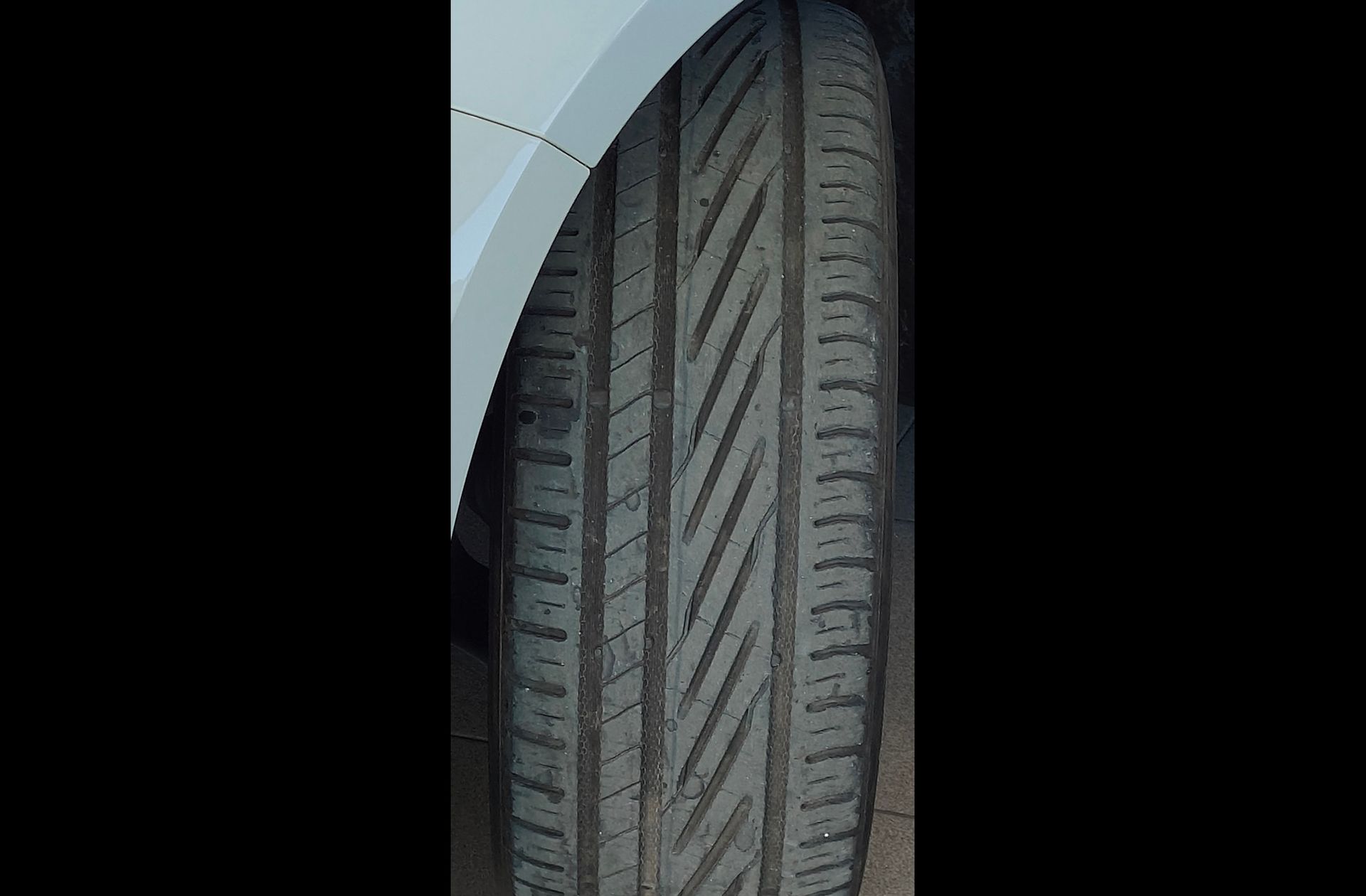 Toyota Corolla 180H Touring Sports GR-Sport E-CVT - foto 41