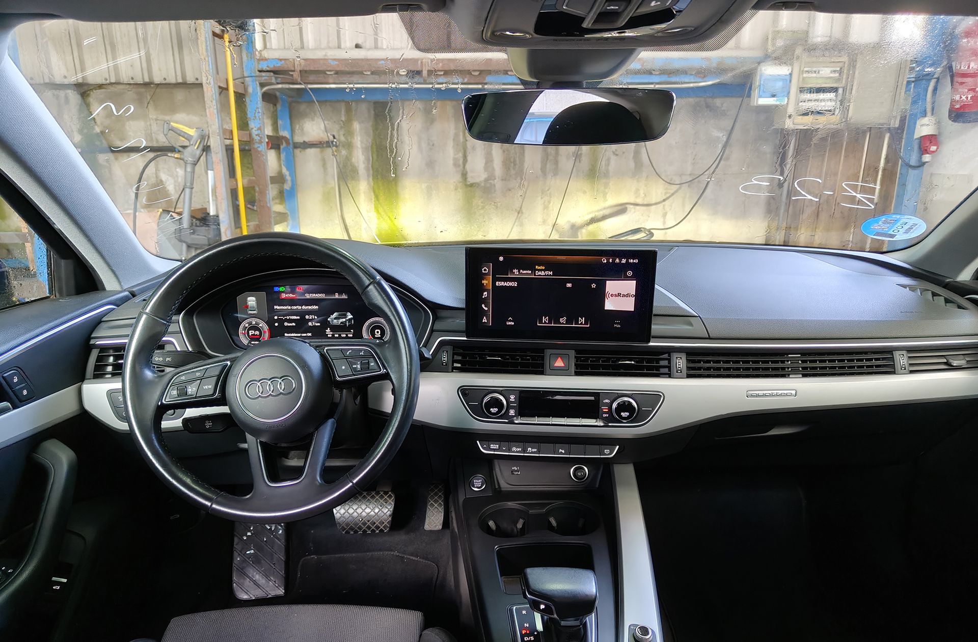 Audi A4 S line 40 TDI quattro S tronic - foto 9
