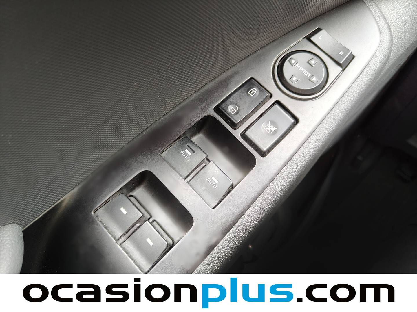 Foto Hyundai IONIQ Hyundai Ioniq 1.6 GDI HEV Klass Nav DCT (141 CV)