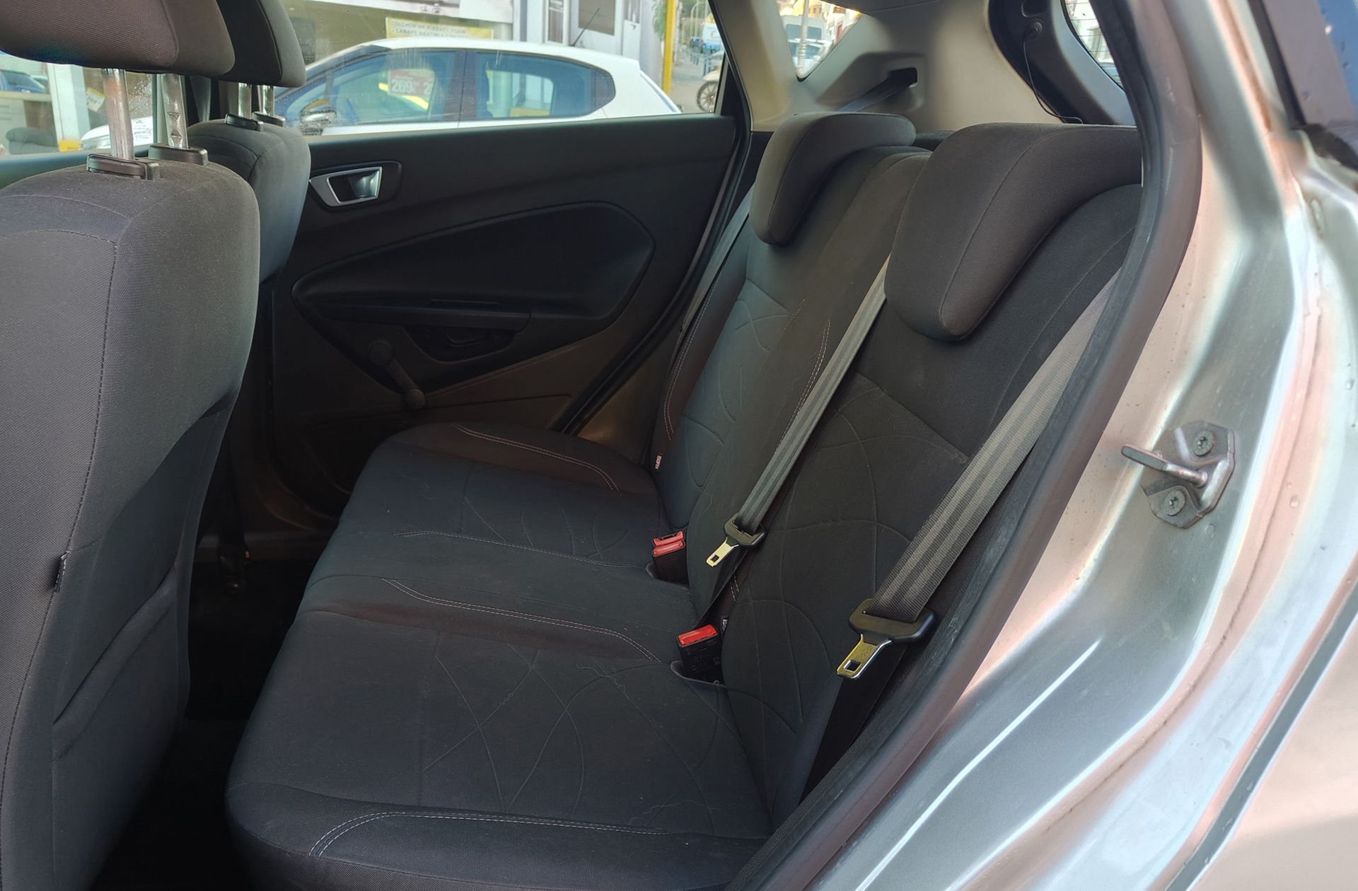 Ford Fiesta 1.5 TDCi Trend - foto 9