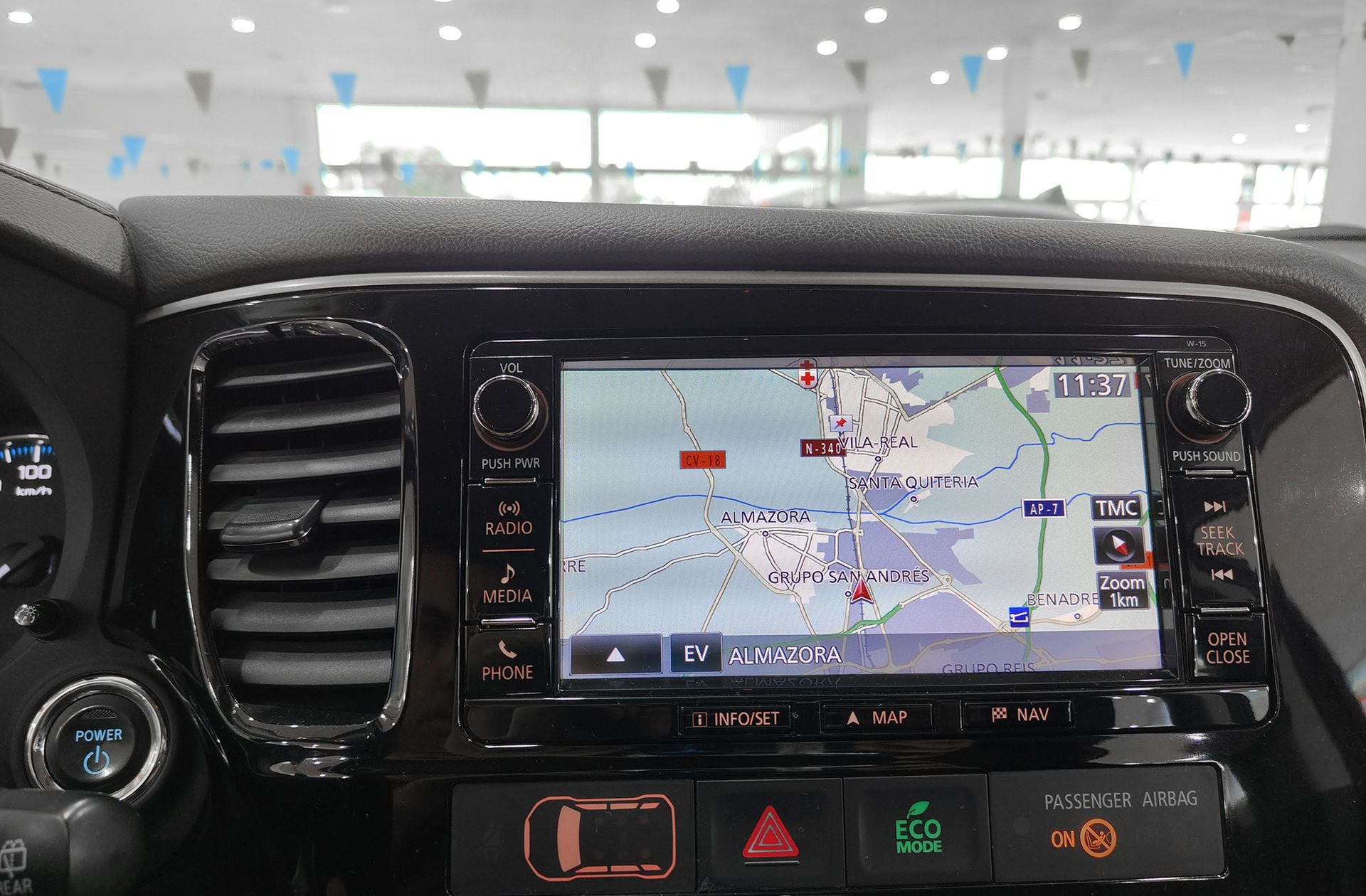Mitsubishi Outlander 2.0 PHEV Kaiteki 4WD - foto 7
