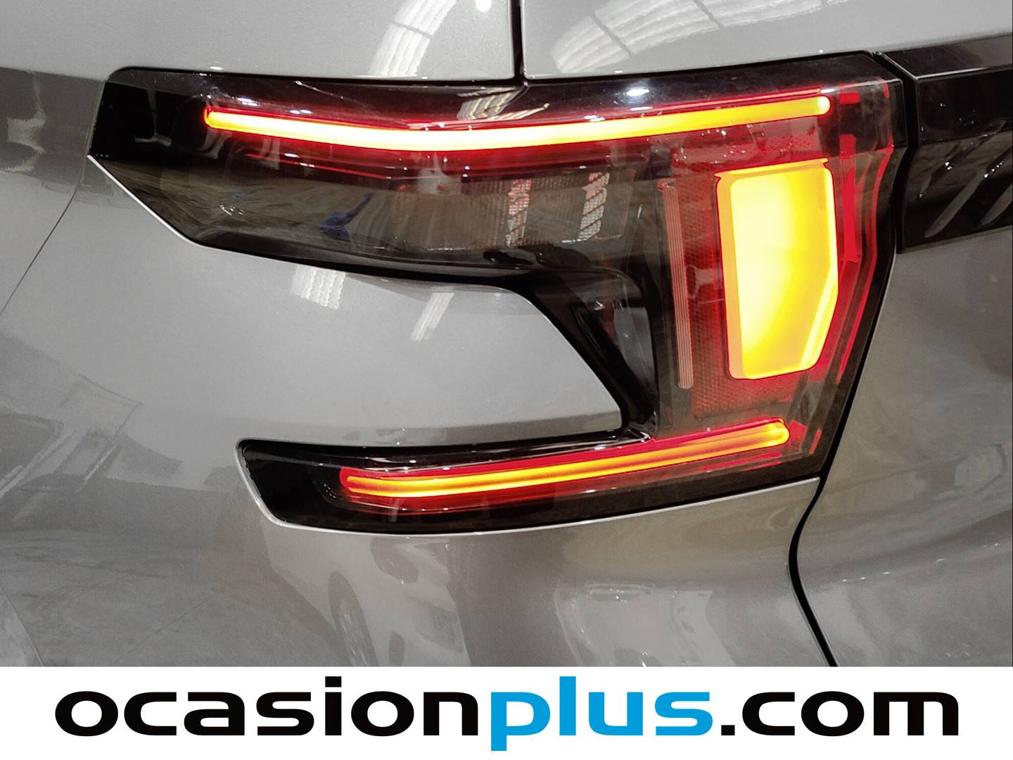 Acabados Citroën C3 Aircross Citroën C3 Aircross Hybrid 145 Plus e-DCS6 (145 CV)