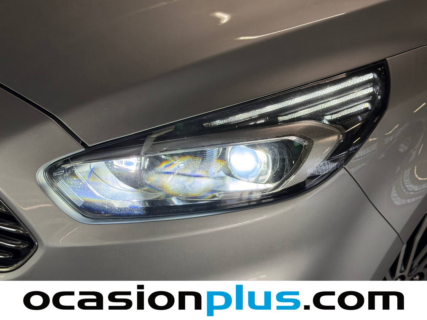 Accesorios del Ford S-MAX Ford S-Max 2.0 TDCI Panther Titanium Powershift (150 CV) 7 Plazas