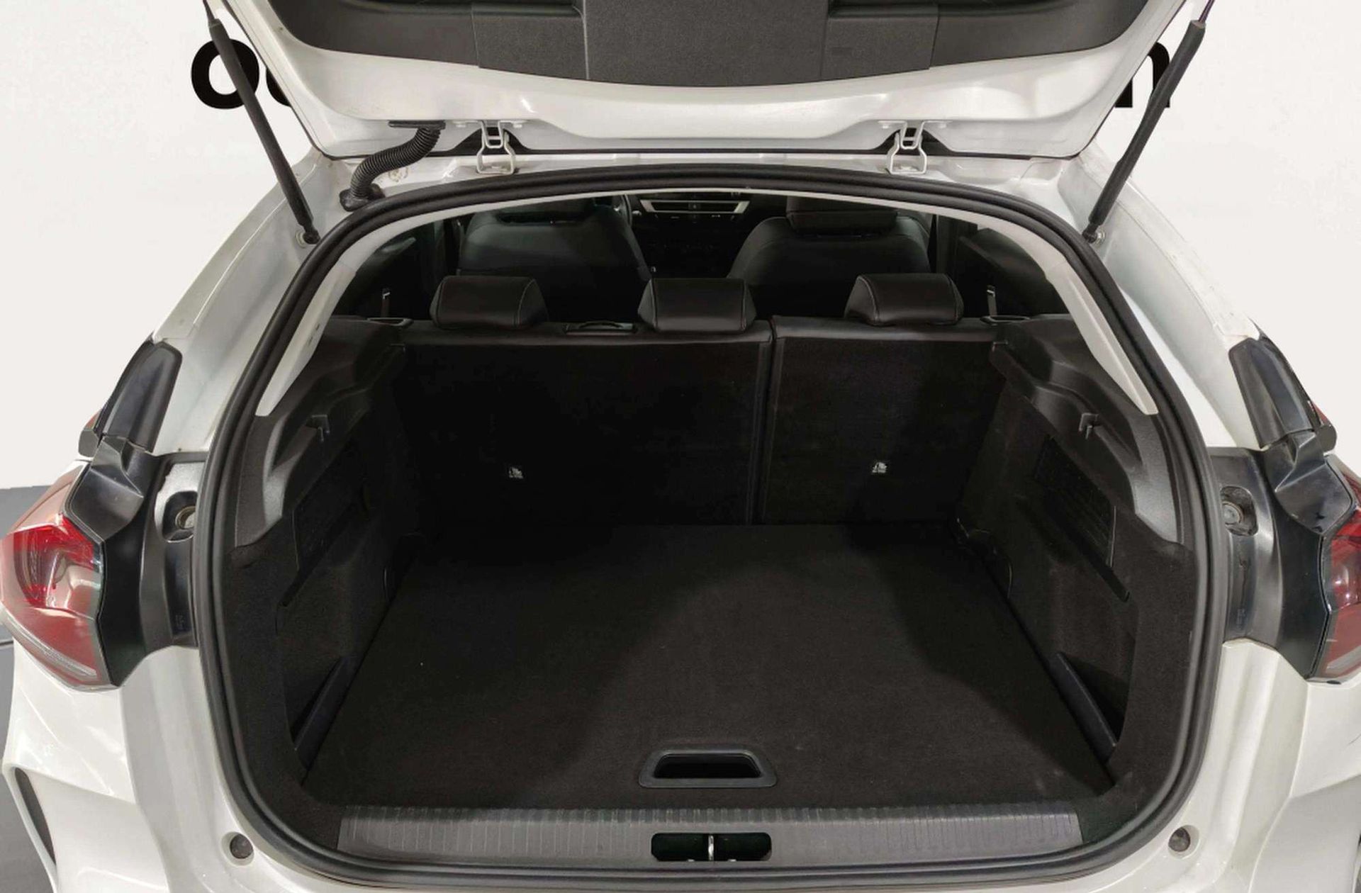 Citroën C4 PureTech 130 Plus EAT8 - foto 15