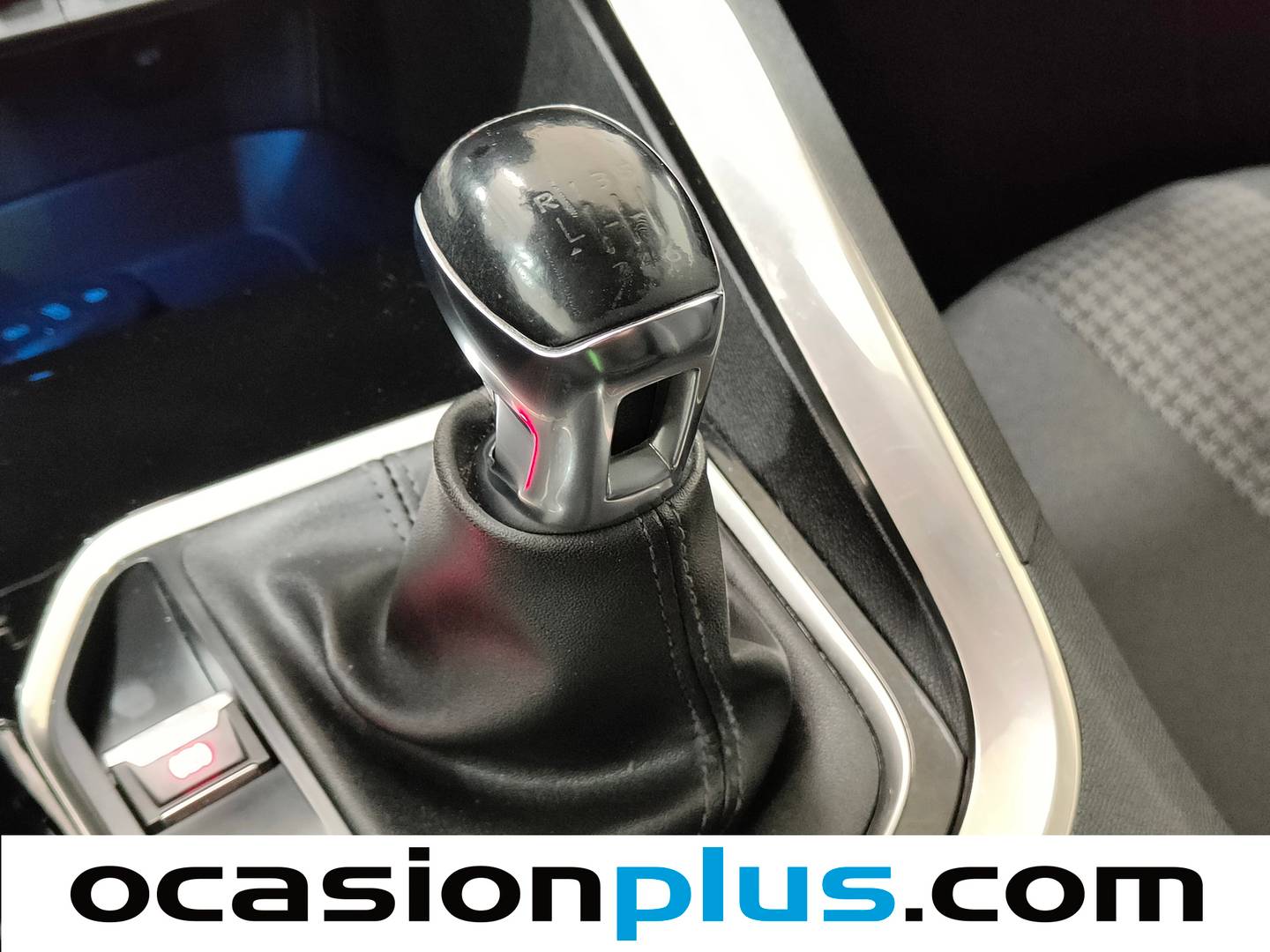 Foto Peugeot 3008 Peugeot 3008 BlueHDi 130 S&S Active Pack (130 CV)