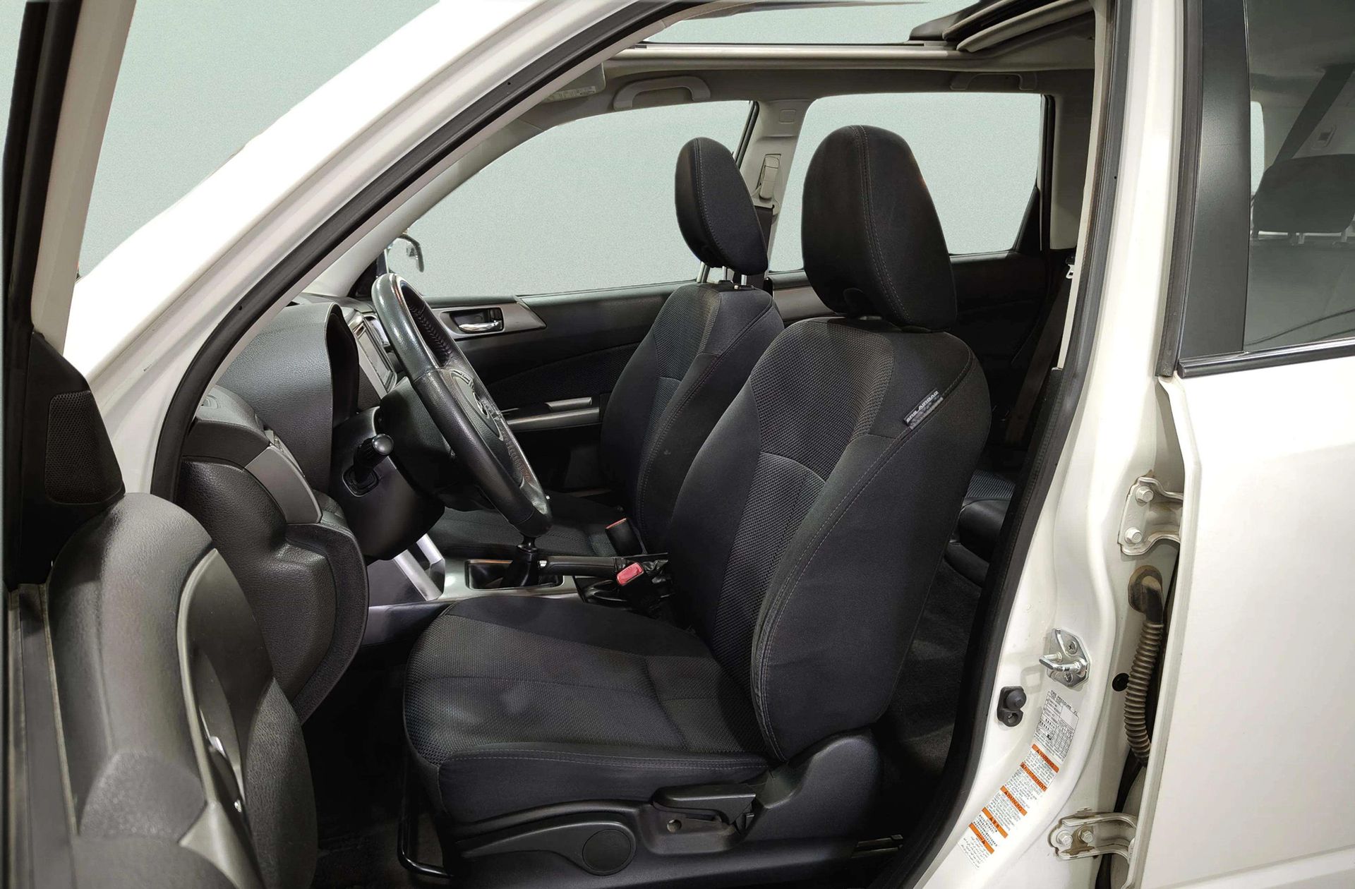 Subaru Forester 2.0 D XS Limited 4x4 - foto 12