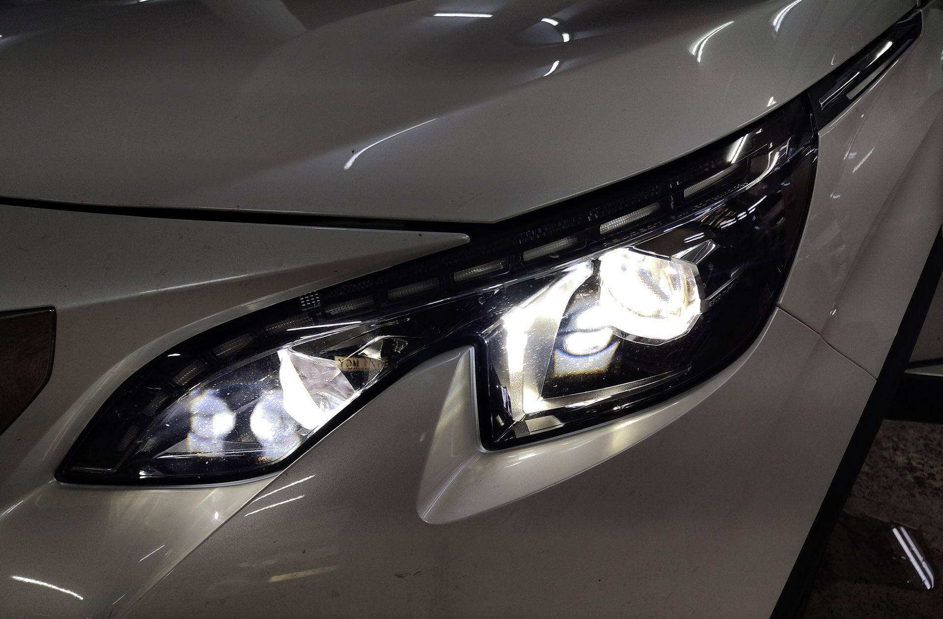 Peugeot 3008 BlueHDi 180 GT EAT8 - foto 17