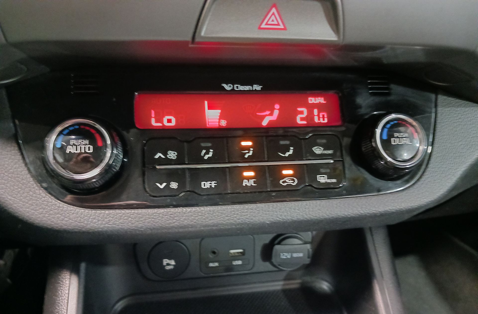 Kia Sportage 1.7 CRDi VGT Drive 4x2 - foto 25