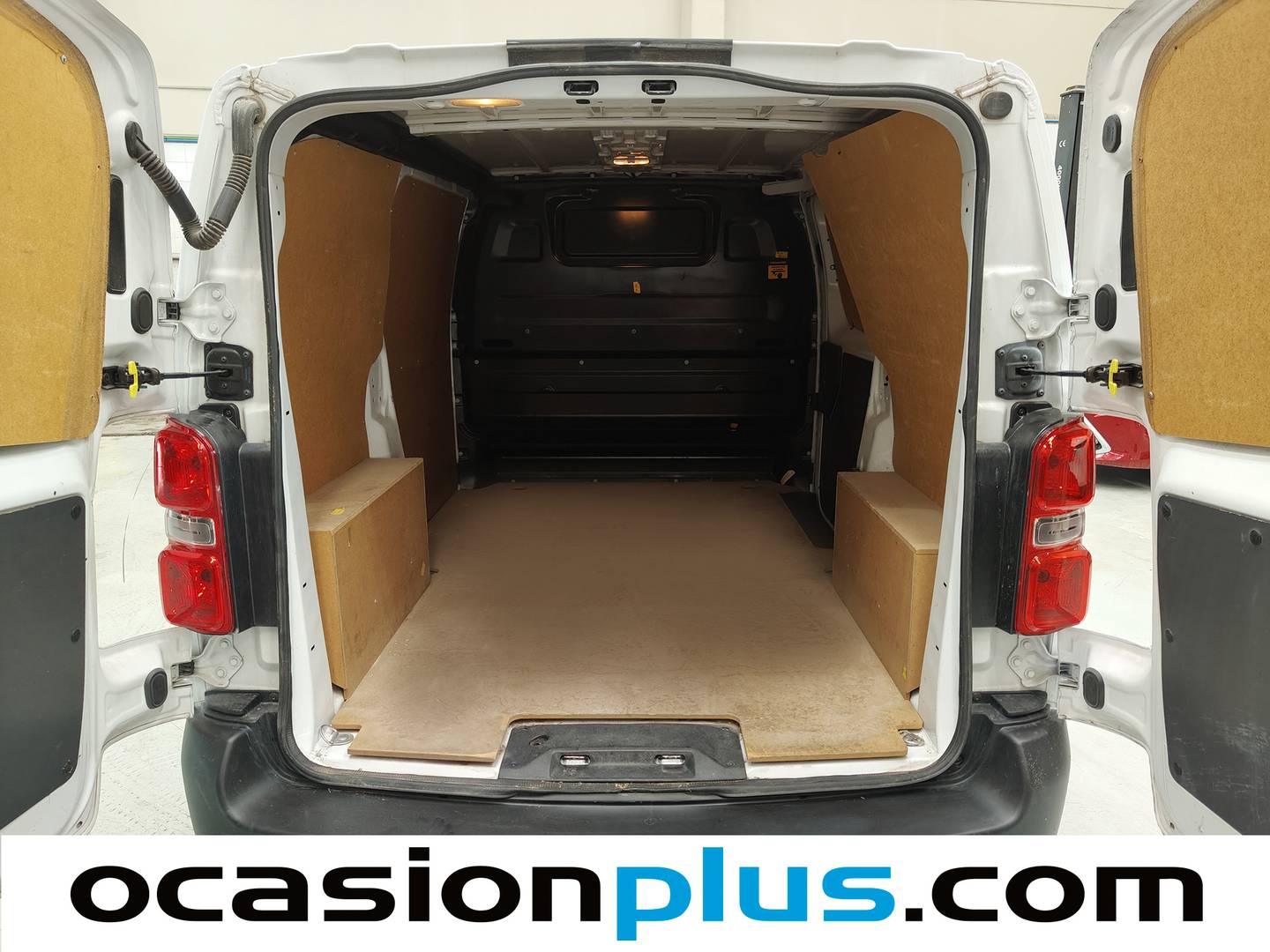 Foto asientos traseros Toyota Proace Toyota Proace Furgon 1.5D GX L1 (102 CV) 3 Plazas