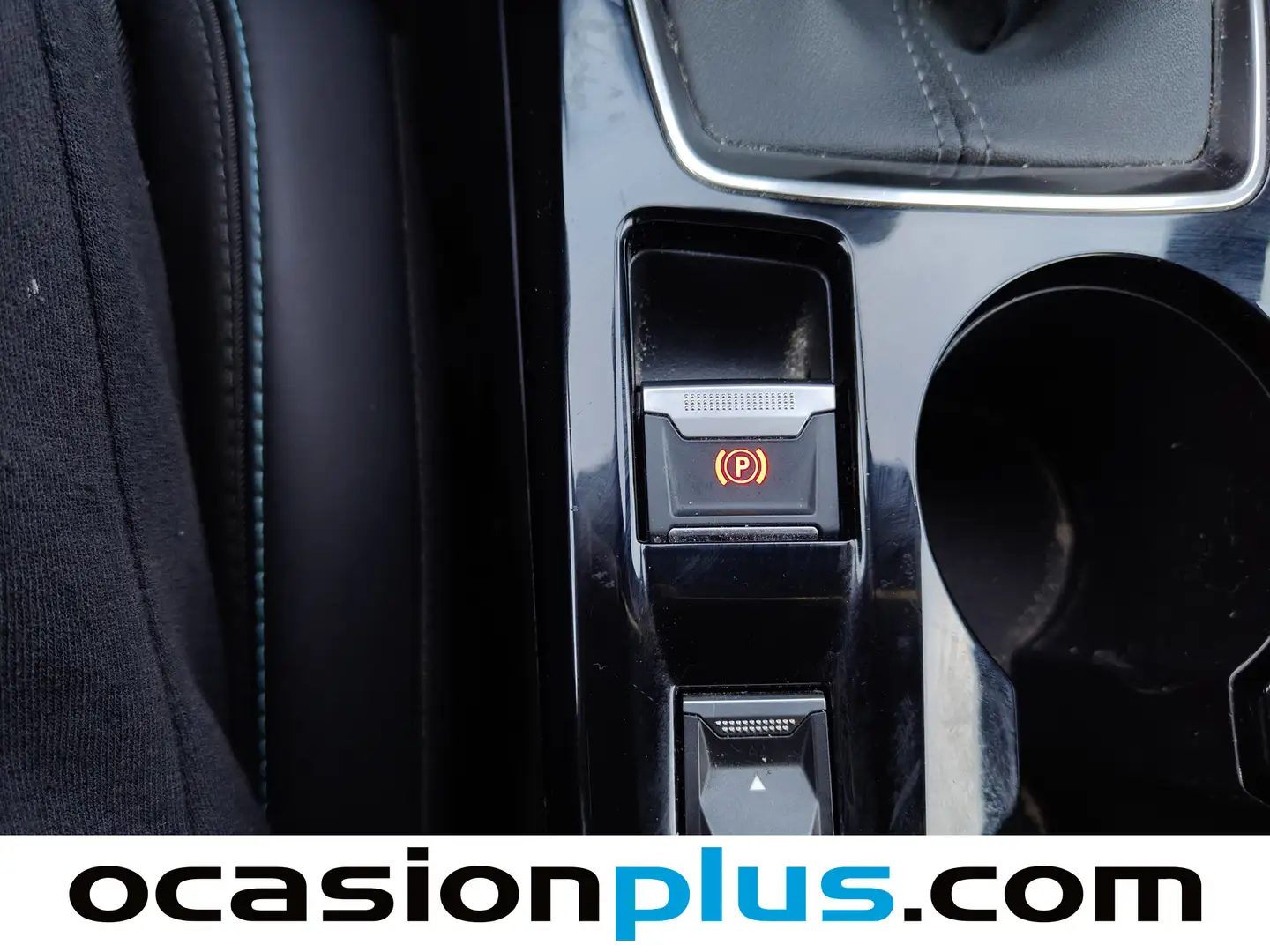 Foto Peugeot 2008 Peugeot 2008 PureTech 100 S&S Allure (100 CV)