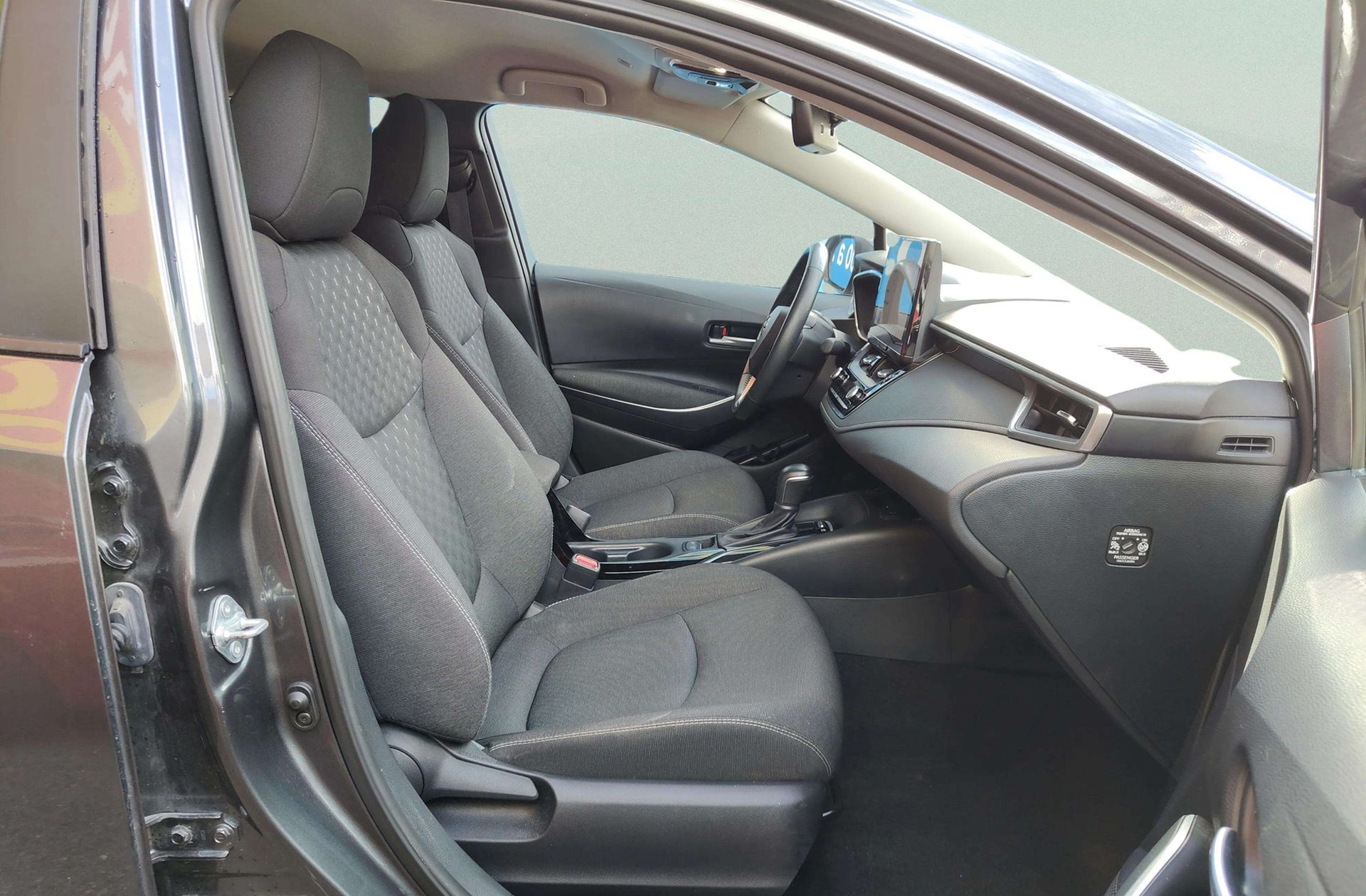 Toyota Corolla 140H Style - foto 23