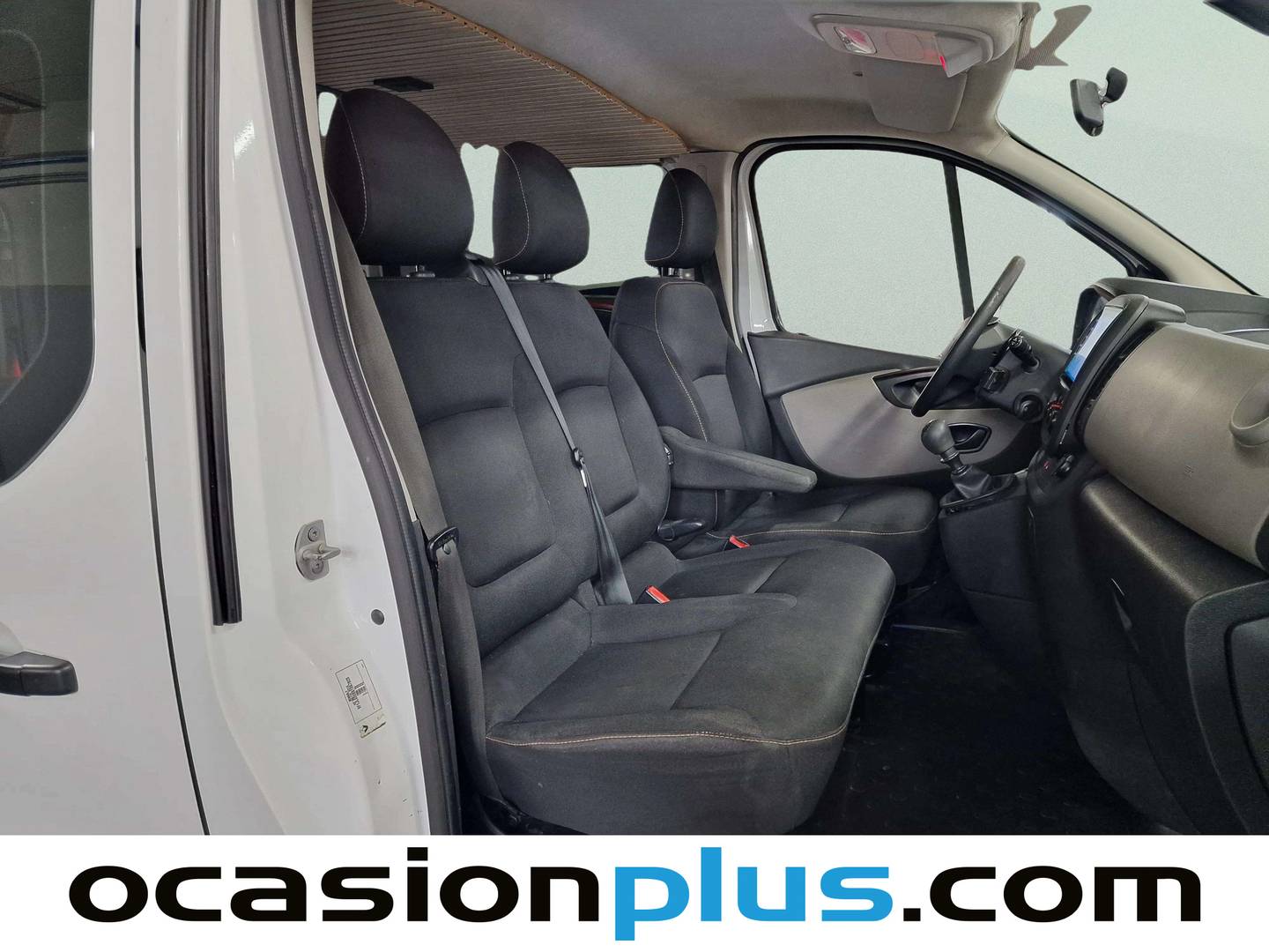 Fotos maletero Renault Trafic Renault Trafic Largo Energy Blue dCi (120 CV) 3 Plazas Semi-camperizado