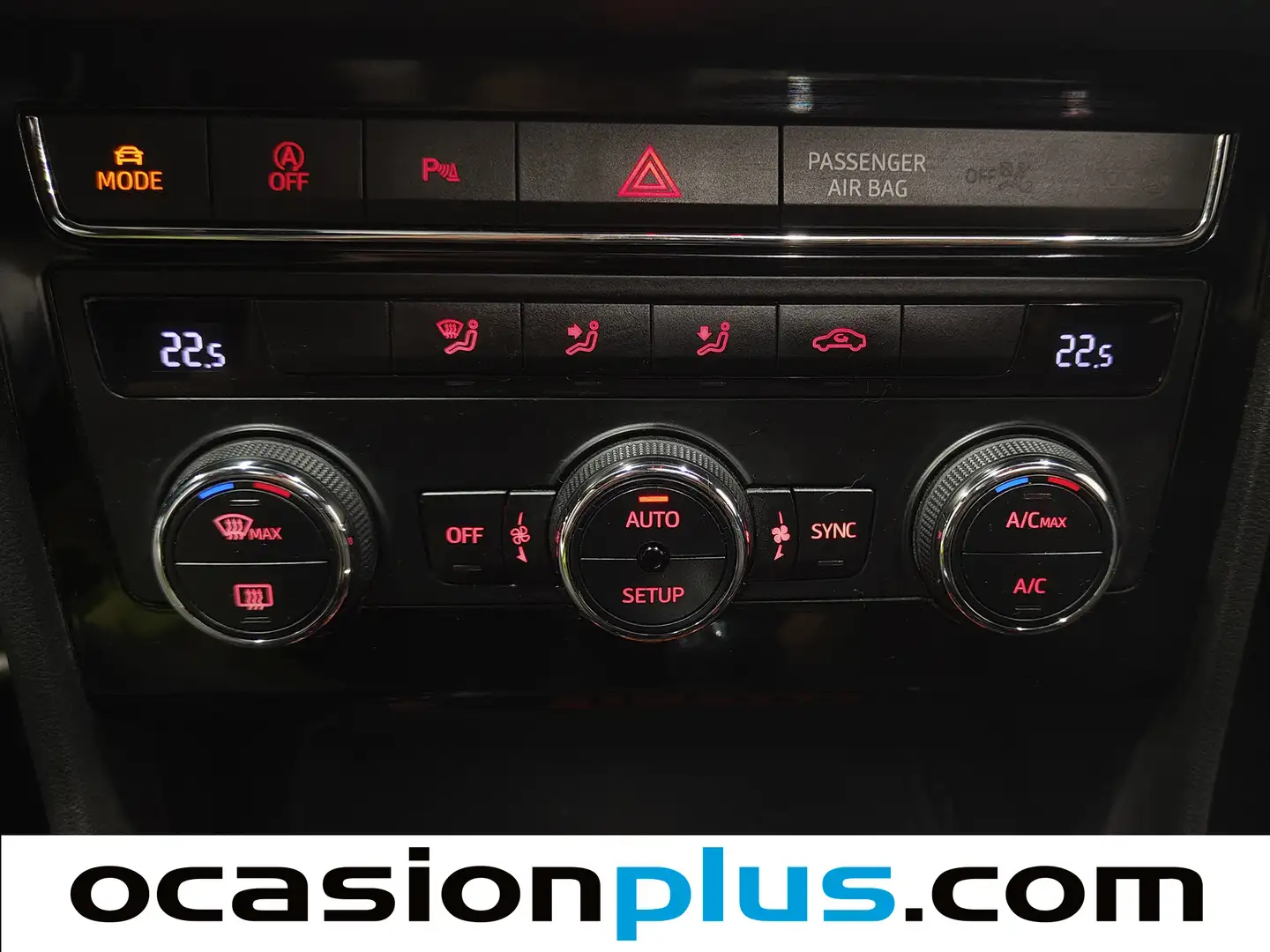 Foto Seat León SEAT León 1.5 TSI S&S FR DSG (150 CV)