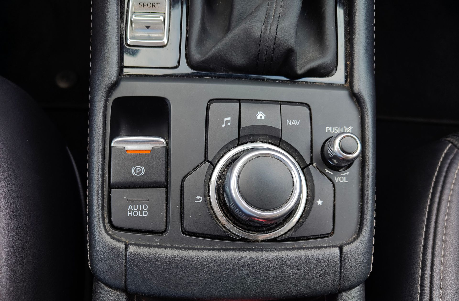 Mazda CX-3 2.0 G Zenith 2WD - foto 31
