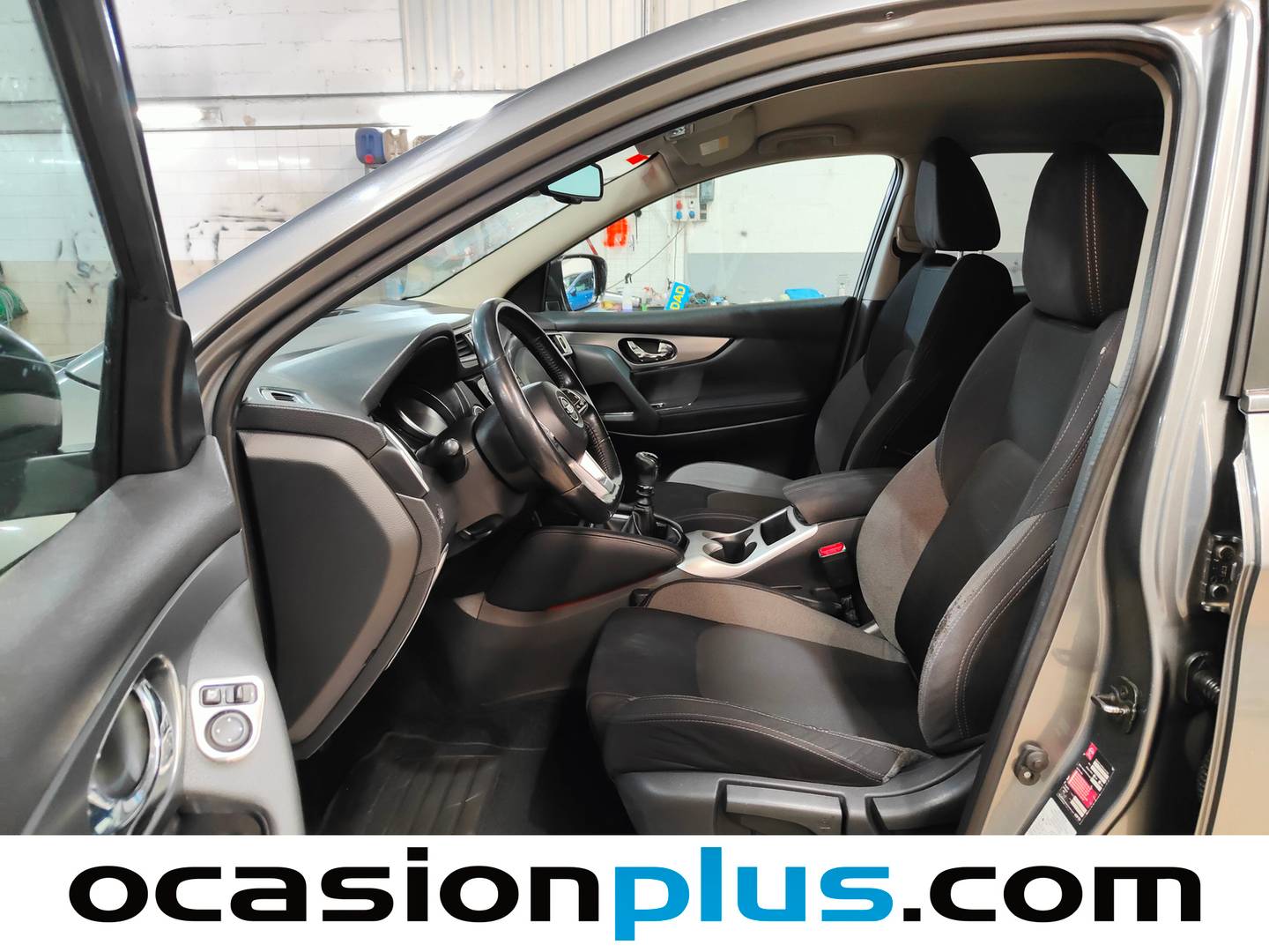 Foto asientos delanteros Nissan QASHQAI Nissan Qashqai DIG-T 115 N-Connecta 4x2 (115 CV)