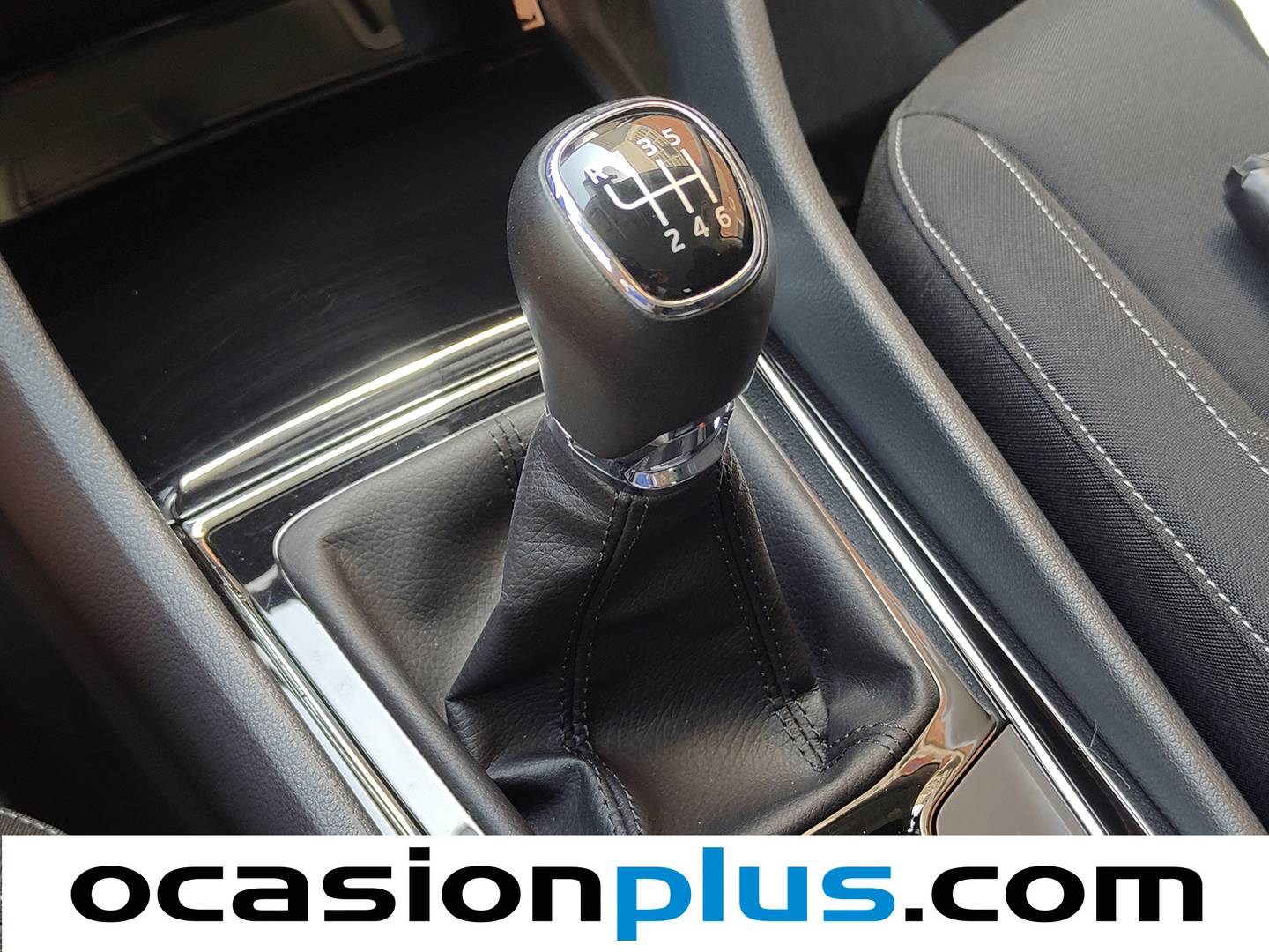 Skoda Karoq Skoda Karoq 1.6 TDI Ambition (115 CV) de segunda mano