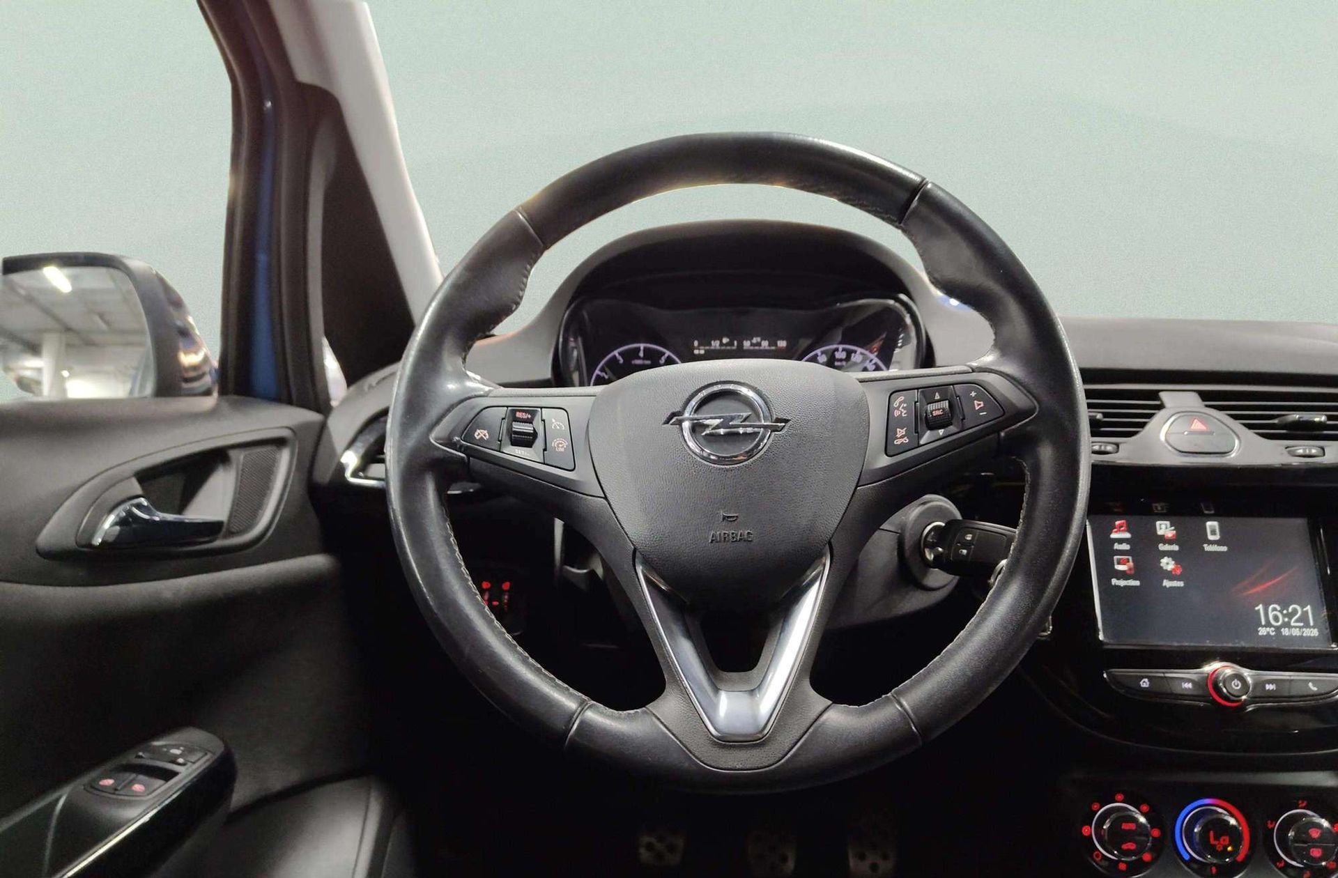Opel Corsa 1.4 GLP Design Line - foto 20