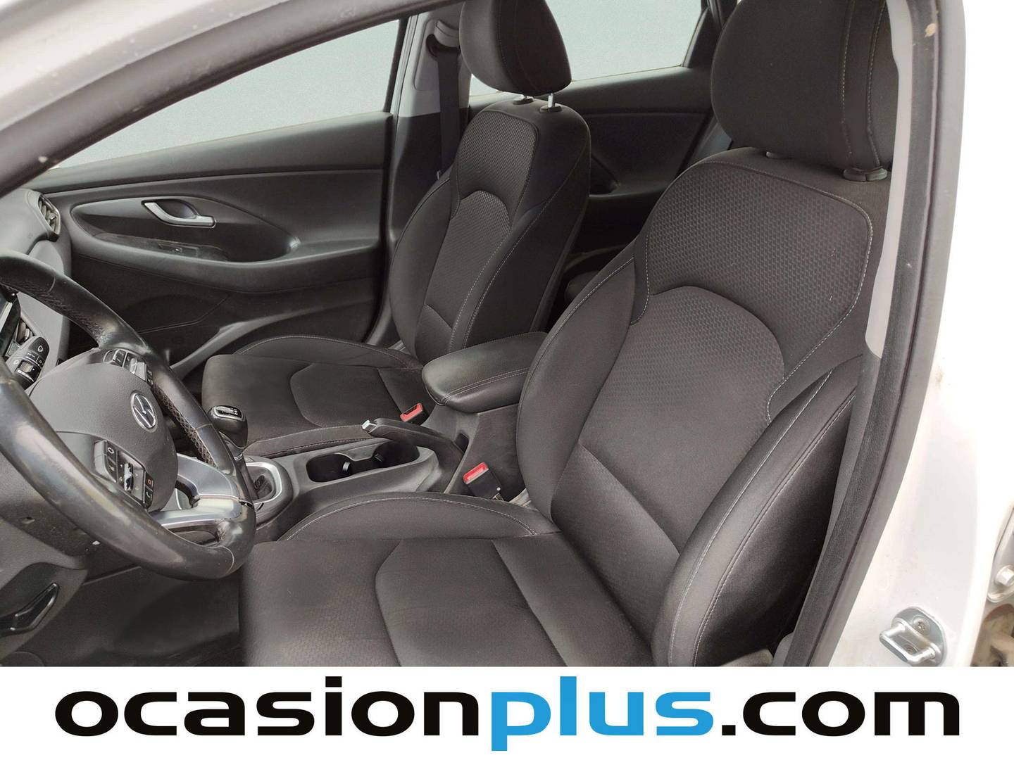 Foto asientos delanteros Hyundai i30 Hyundai i30 1.0 TGDI Link Fastback (120 CV)