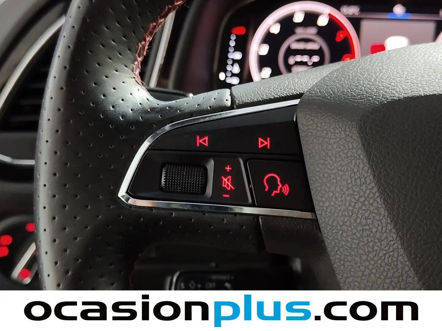 Foto Seat León SEAT León 1.5 TSI S&S FR Fast Edition Plus DSG (150 CV)