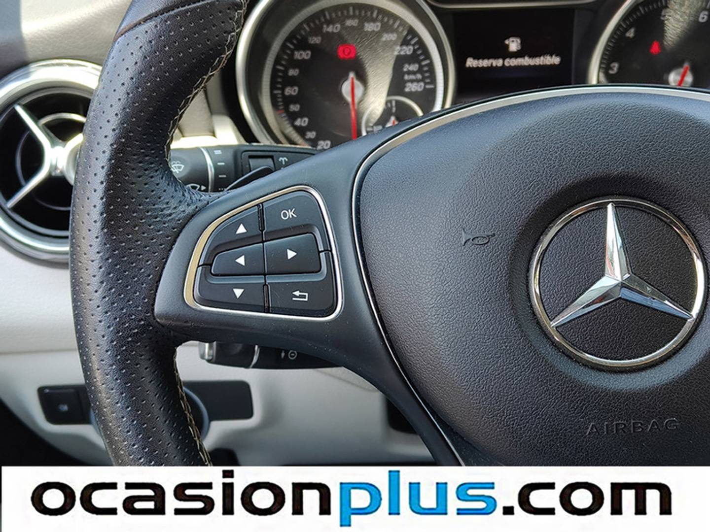 Mercedes GLA Mercedes GLA 250 4Matic Urban (211 CV) de segunda mano