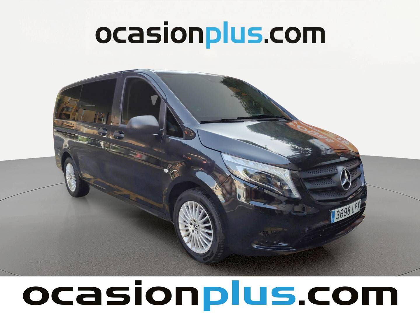 Foto delantera Mercedes Vito Mercedes Vito 116 CDI Tourer Pro Larga (163 CV) 9 Plazas derecha