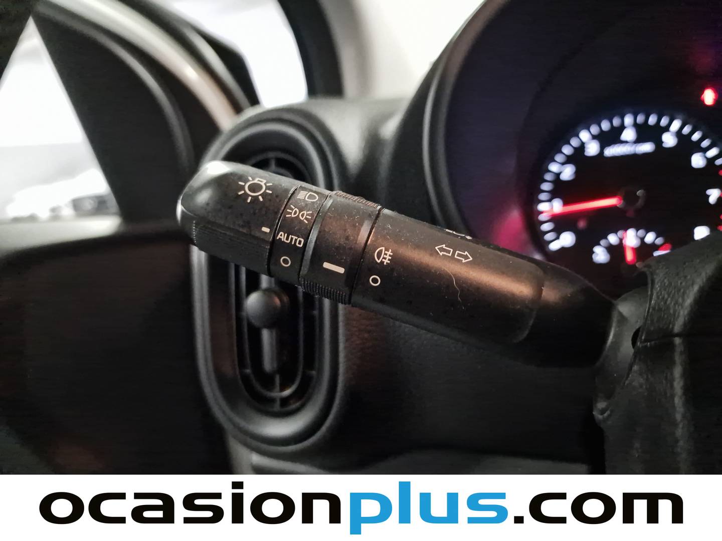 Extras y acabados del KIA Picanto KIA Picanto 1.0 DPi Concept (67 CV)