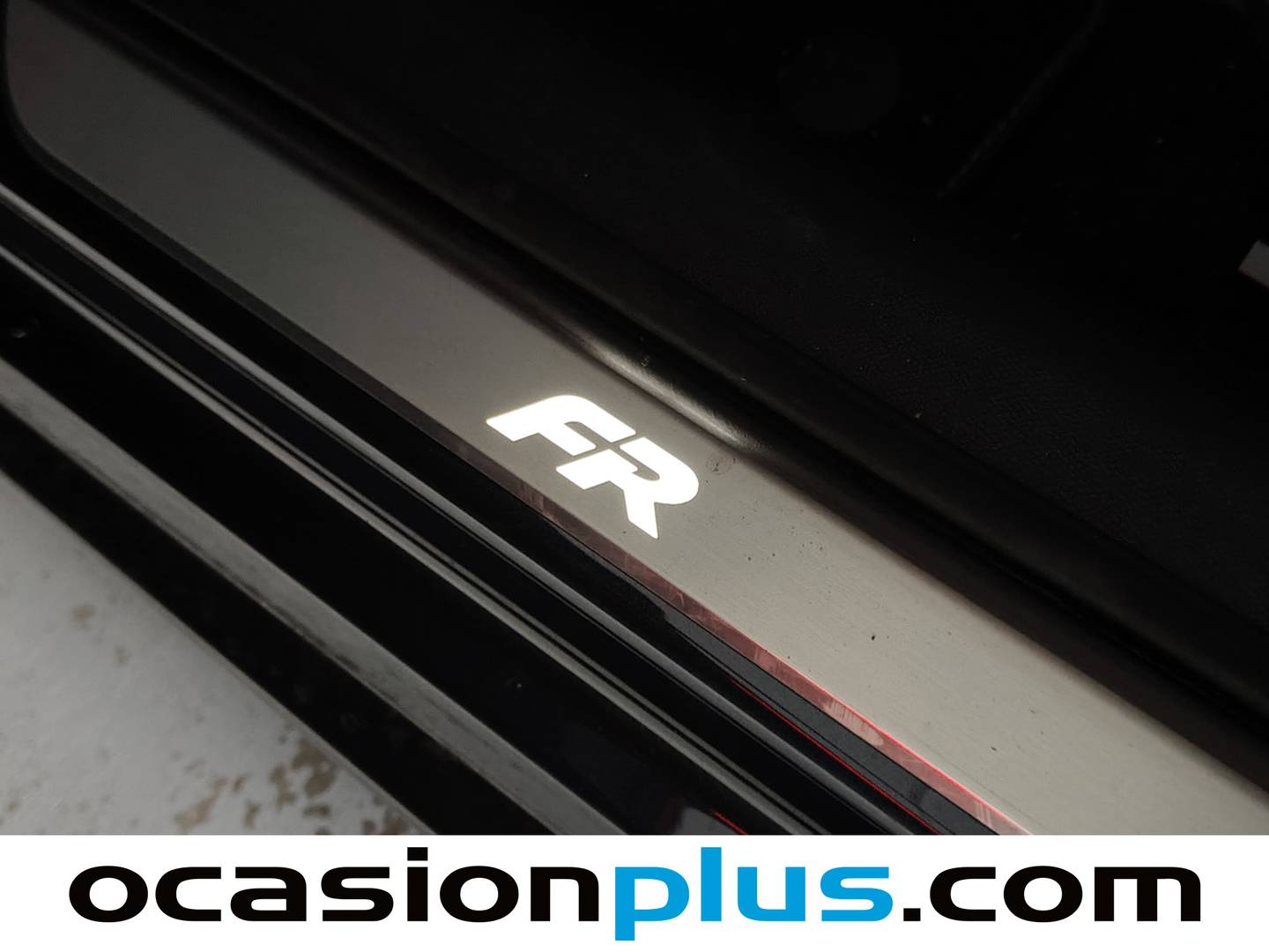 Foto Seat León SEAT León 1.5 eTSI S&S FR DSG (150 CV)