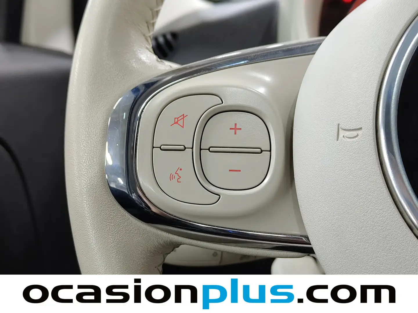 Foto Fiat 500 Fiat 500 1.2 8v Lounge (69 CV)