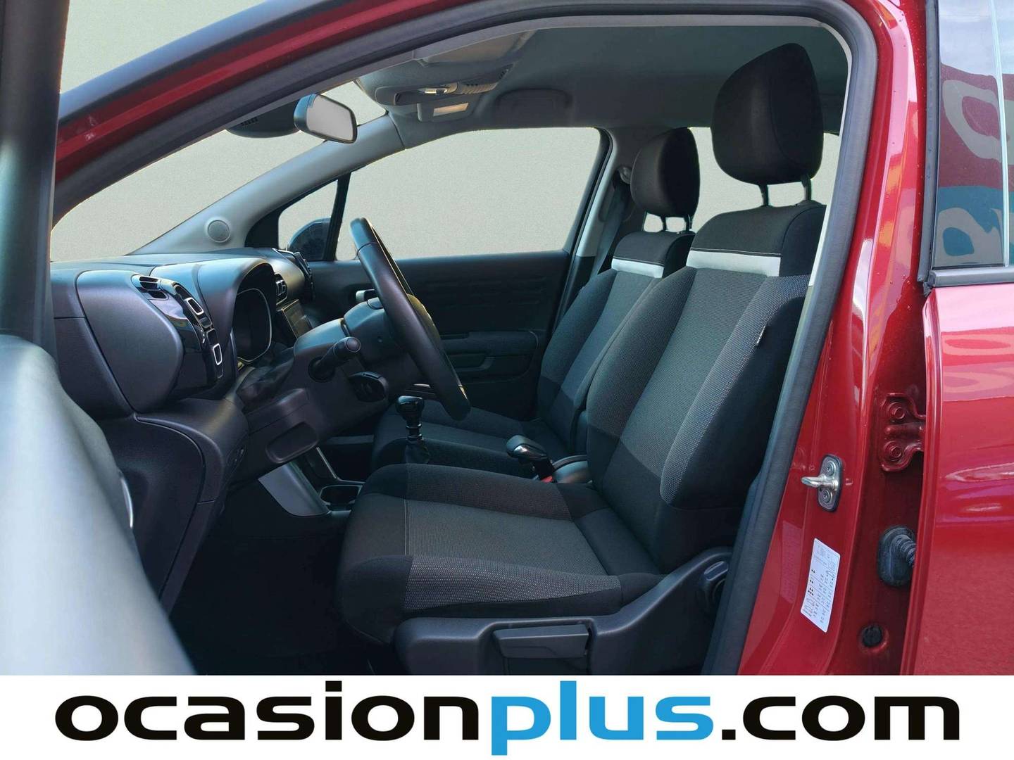 Foto asientos delanteros Citroën C3 Aircross Citroën C3 Aircross BlueHDi 110 S&S Shine (110 CV)