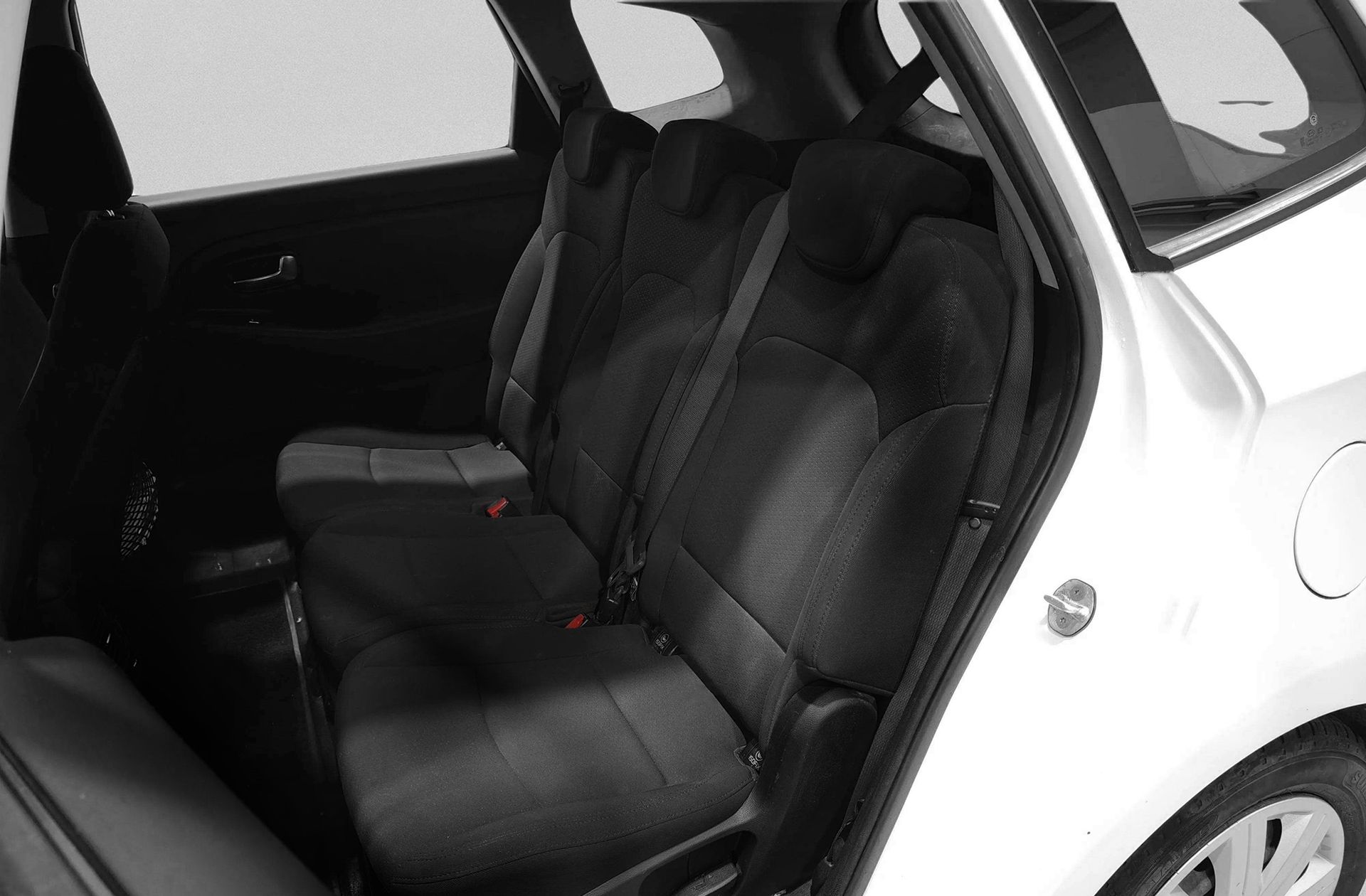 Kia Carens 1.7 CRDi VGT Concept Eco-Dynam - foto 10