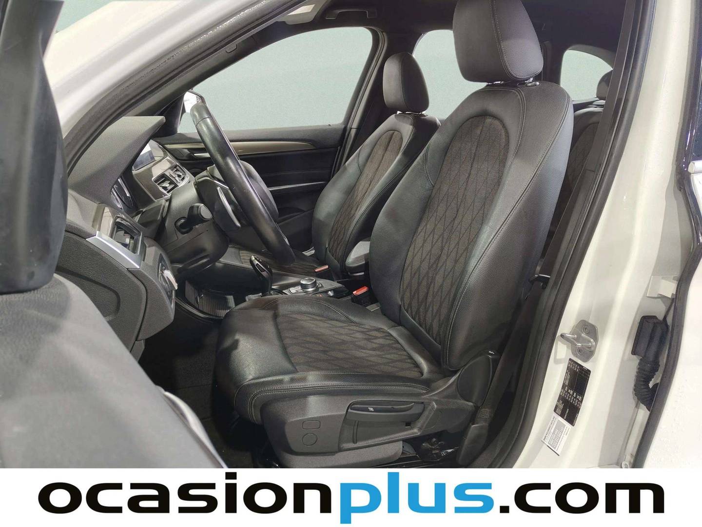 Foto asientos delanteros BMW X1 BMW X1 sDrive18d (150 CV)