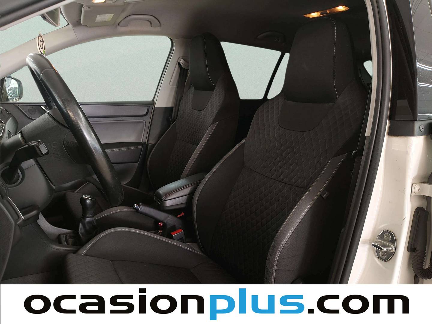 Foto asientos delanteros Skoda Spaceback Skoda Spaceback 1.2 TSI Like (90 CV)