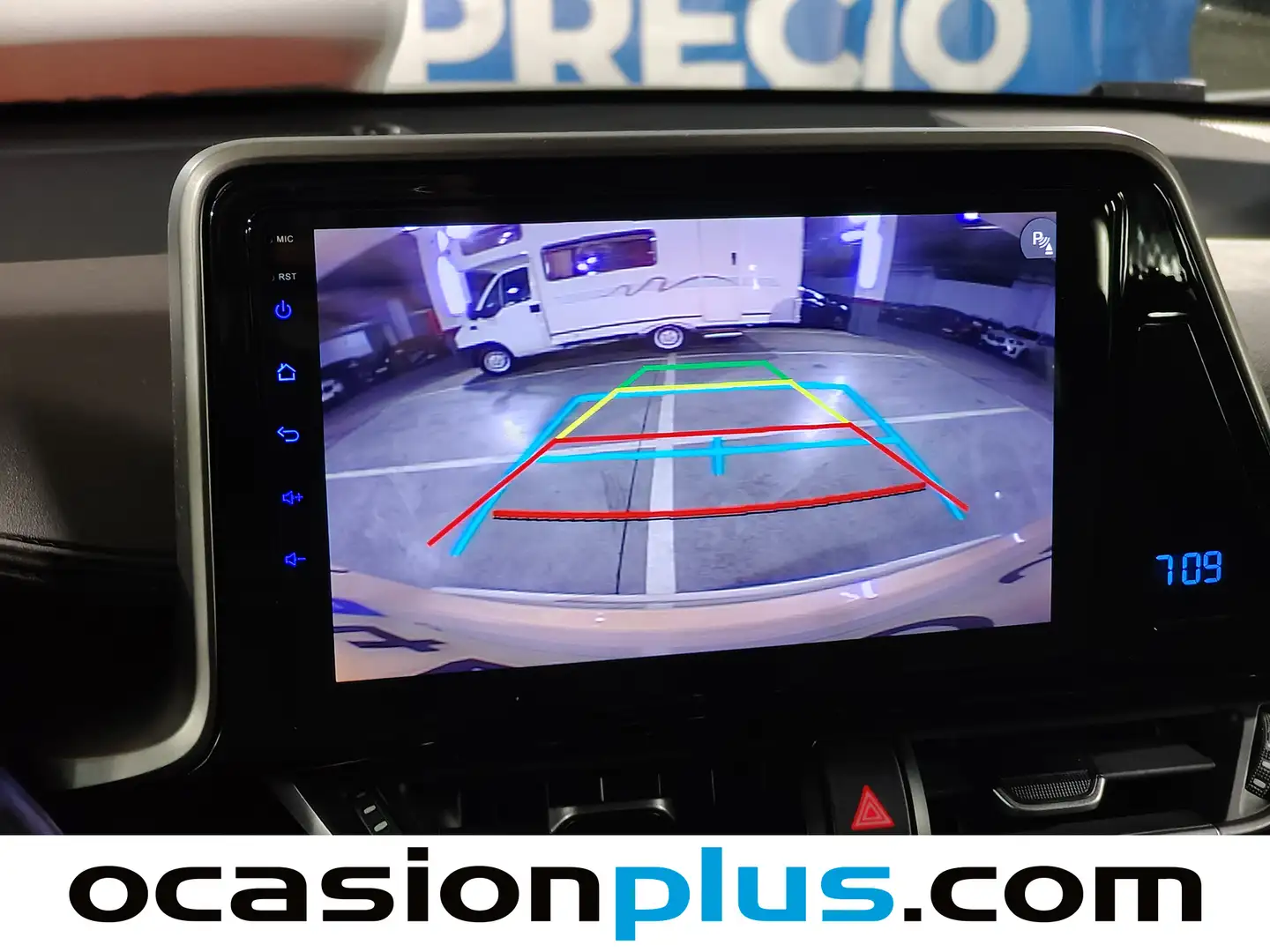 Foto Toyota C-HR Toyota C-HR 1.8 125H Dynamic Plus (122 CV)