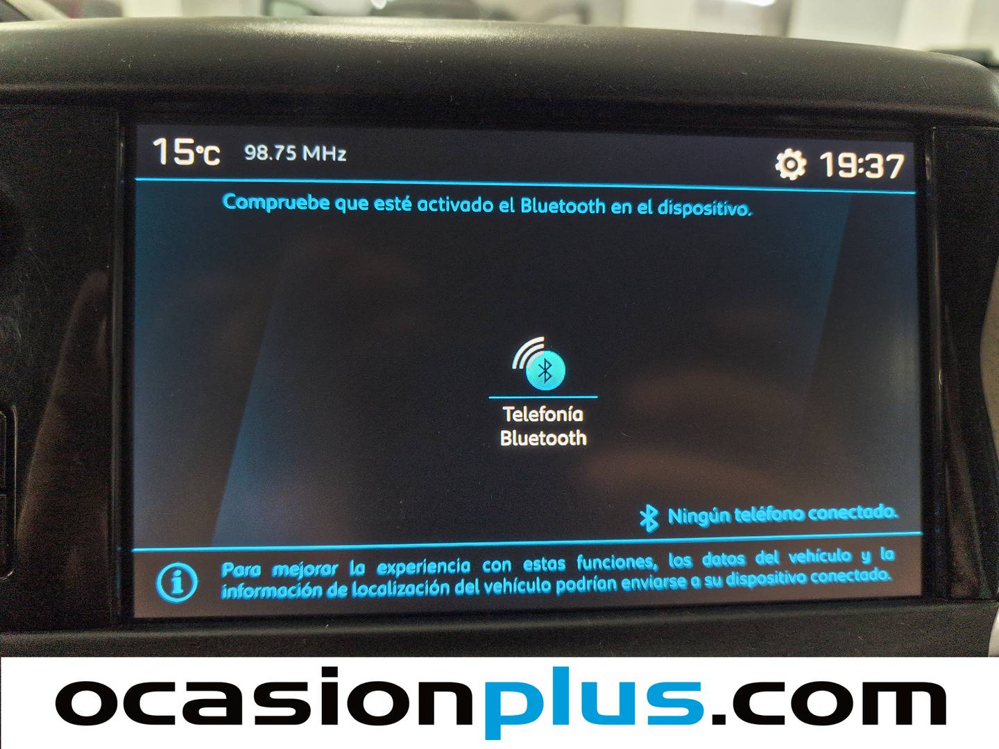 Foto Peugeot 2008 Peugeot 2008 BlueHDi 100 Signature  (100 CV)