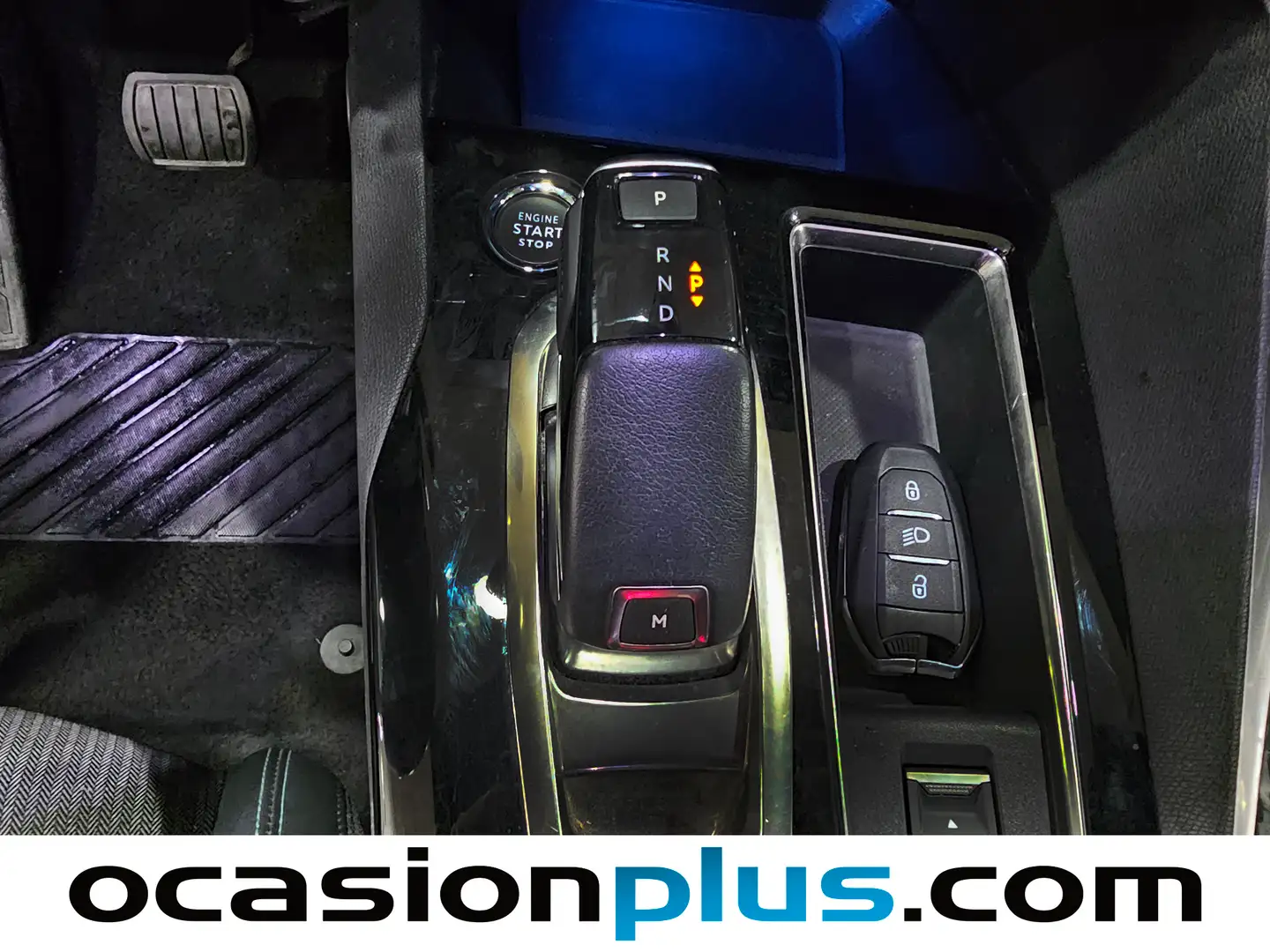 Foto Peugeot 5008 Peugeot 5008 PureTech 130 S&S Allure Pack EAT8 (130 CV) 7 PLAZAS