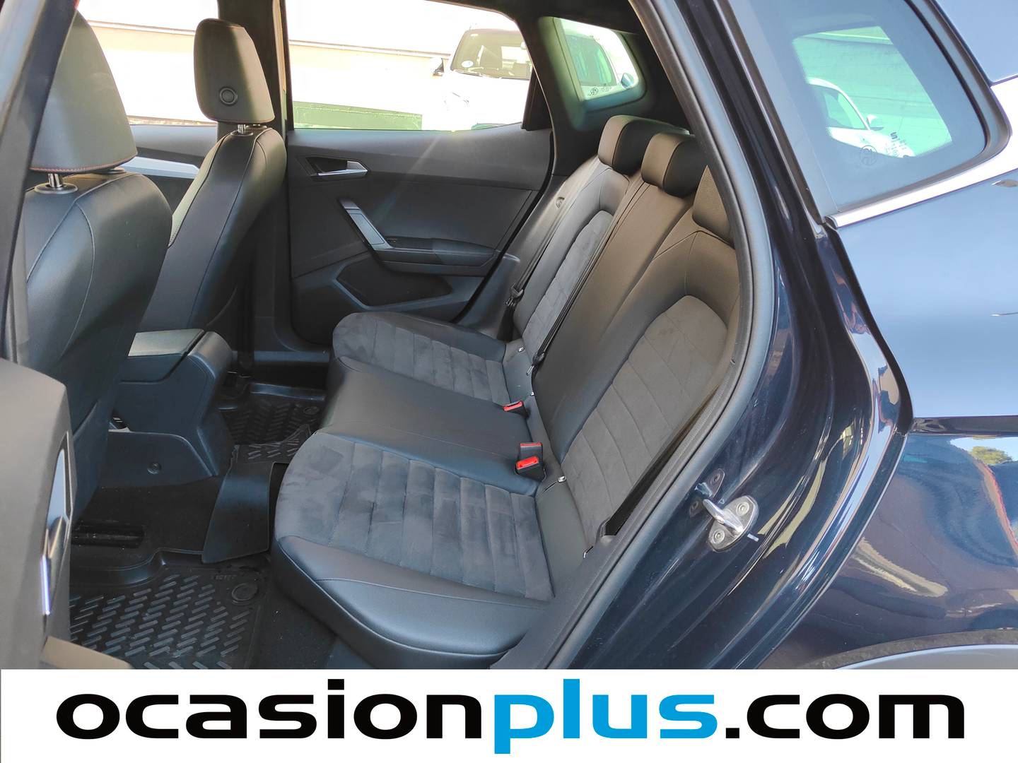 Foto asientos traseros Seat Arona SEAT Arona 1.0 TGI GNC FR (90 CV)