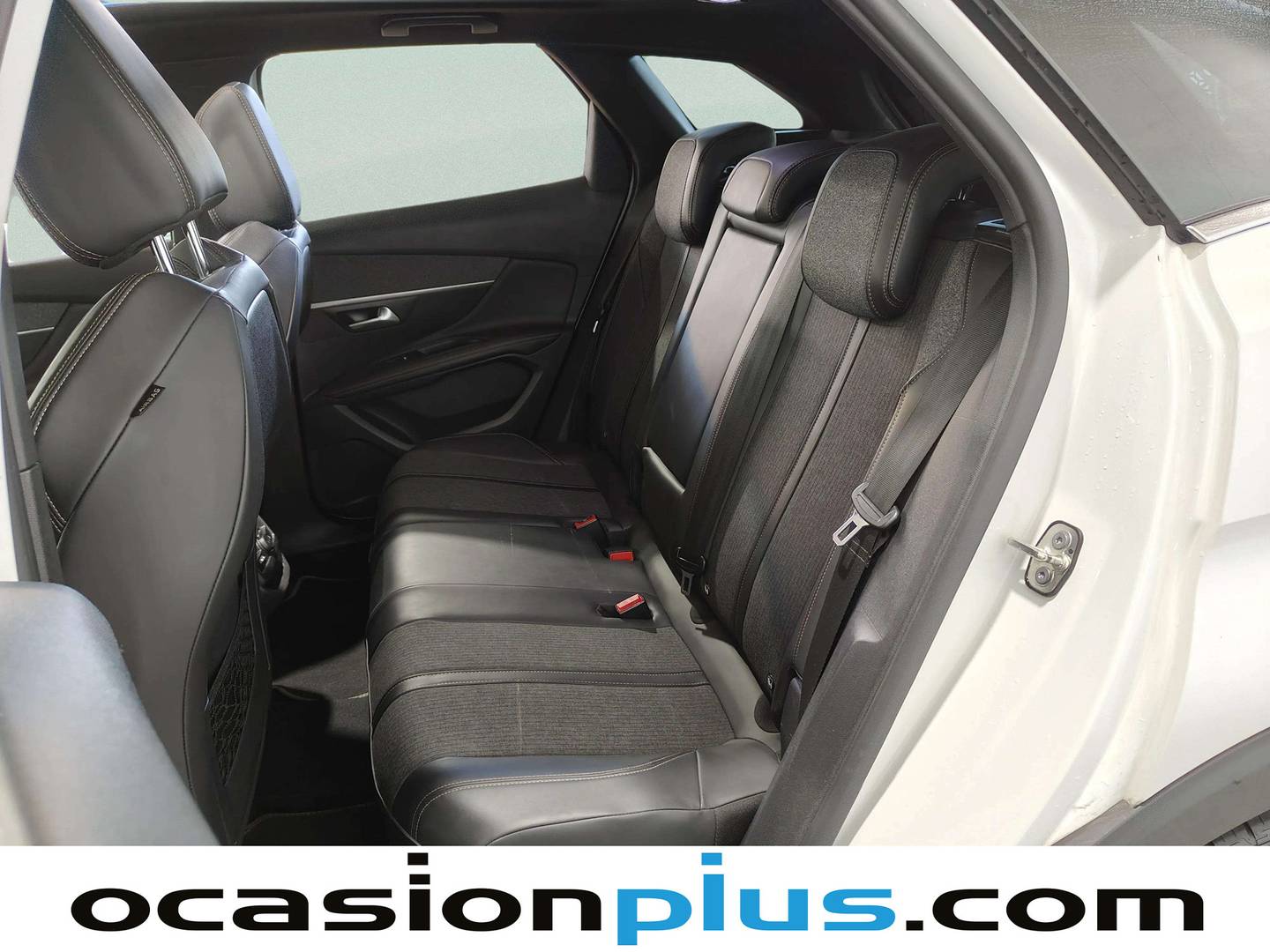 Foto Peugeot 3008 Peugeot 3008 BlueHDI 130 S&S GT Line (130 CV)